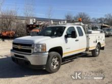 2012 Chevrolet Silverado 2500HD Extended-Cab Service Truck Runs, Moves) (Transmission Slips Out) ( S