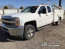 2015 Chevrolet Silverado 2500HD Extended-Cab Service Truck Runs & Moves) (Paint damage, minor rust, 