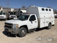 2012 Chevrolet Silverado 3500HD 4x4 Enclosed High-Top Service Truck Runs, Moves) (Electrical Issues.