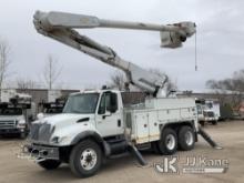 Altec AM55, Over-Center Material Handling Bucket Truck rear mounted on 2007 International 7400 T/A U