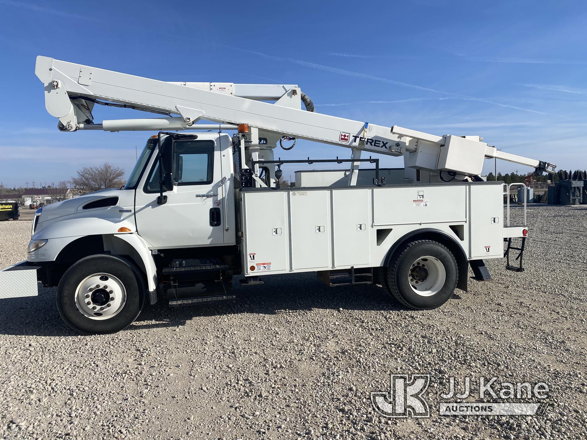 (Wakeeney, KS) Terex/Telelect Hi-Ranger TL50, Articulating & Telescopic Material Handling Bucket Tru