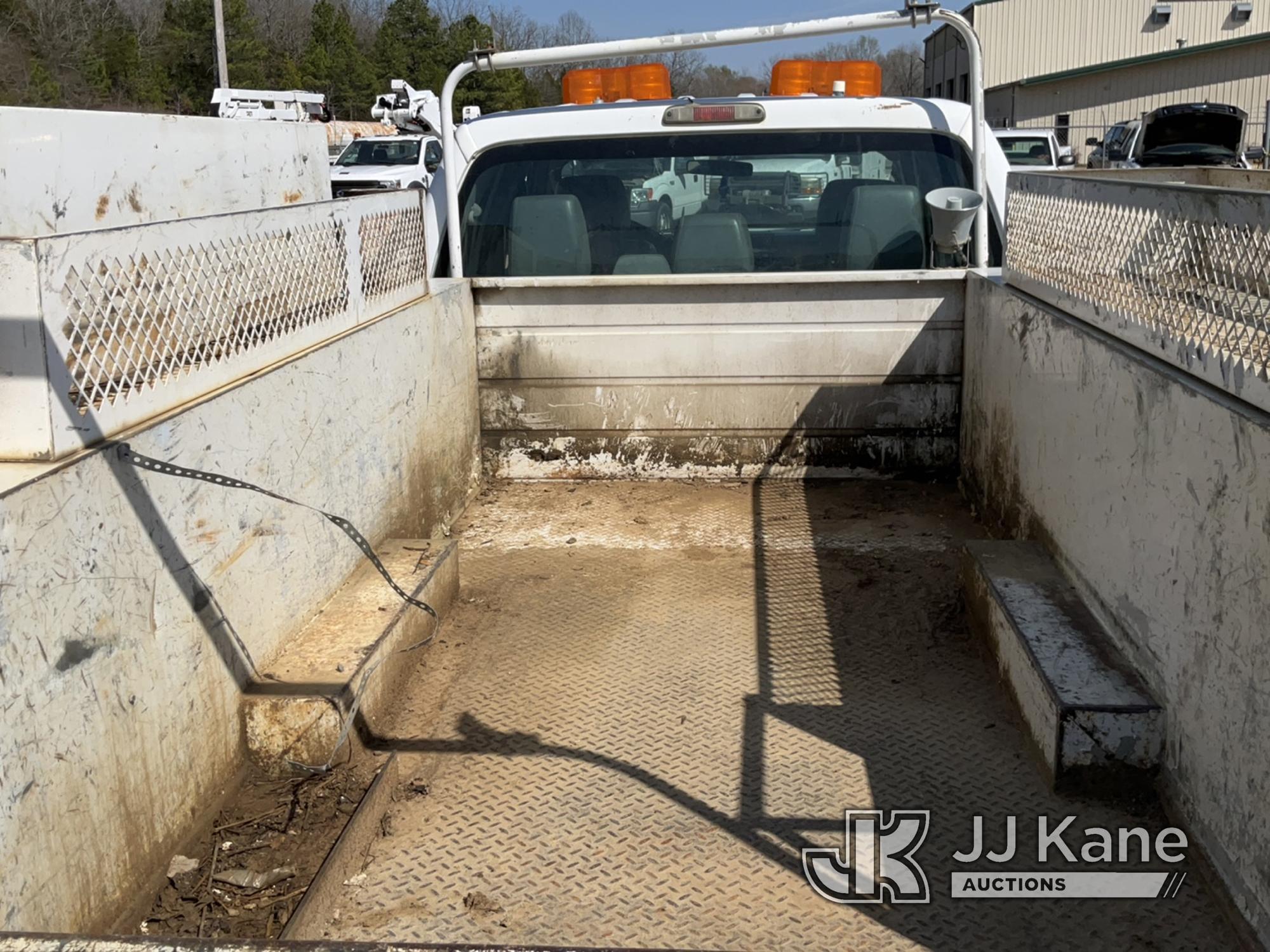 (Conway, AR) 2011 Ford F-450 SD Crew-Cab Service Truck Runs & Moves) (Jump To Start, Idles Rough, Re