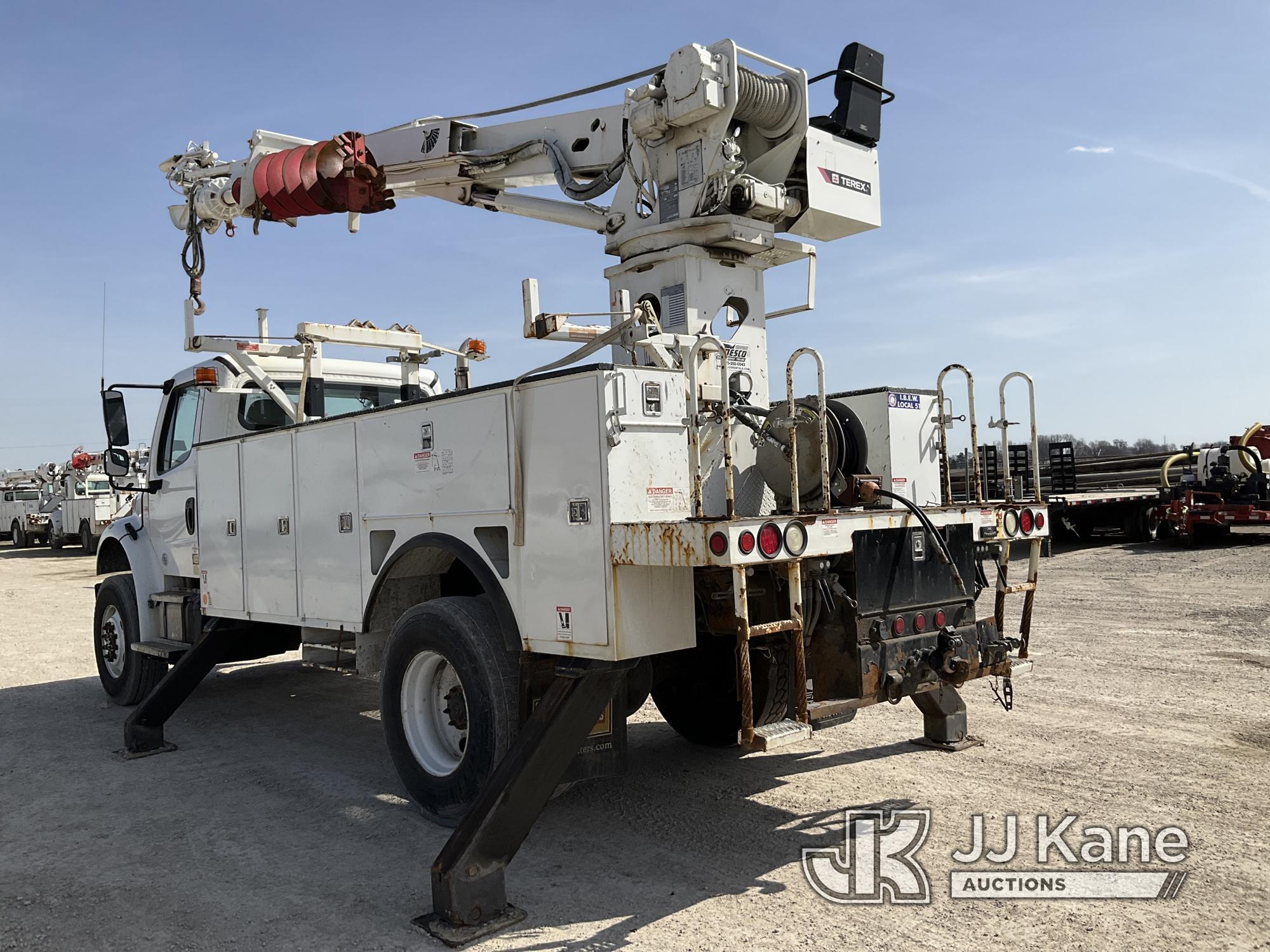 (Bloomington, IL) Terex Commander C4040, Digger Derrick rear mounted on 2019 Freightliner M2 106 4x4