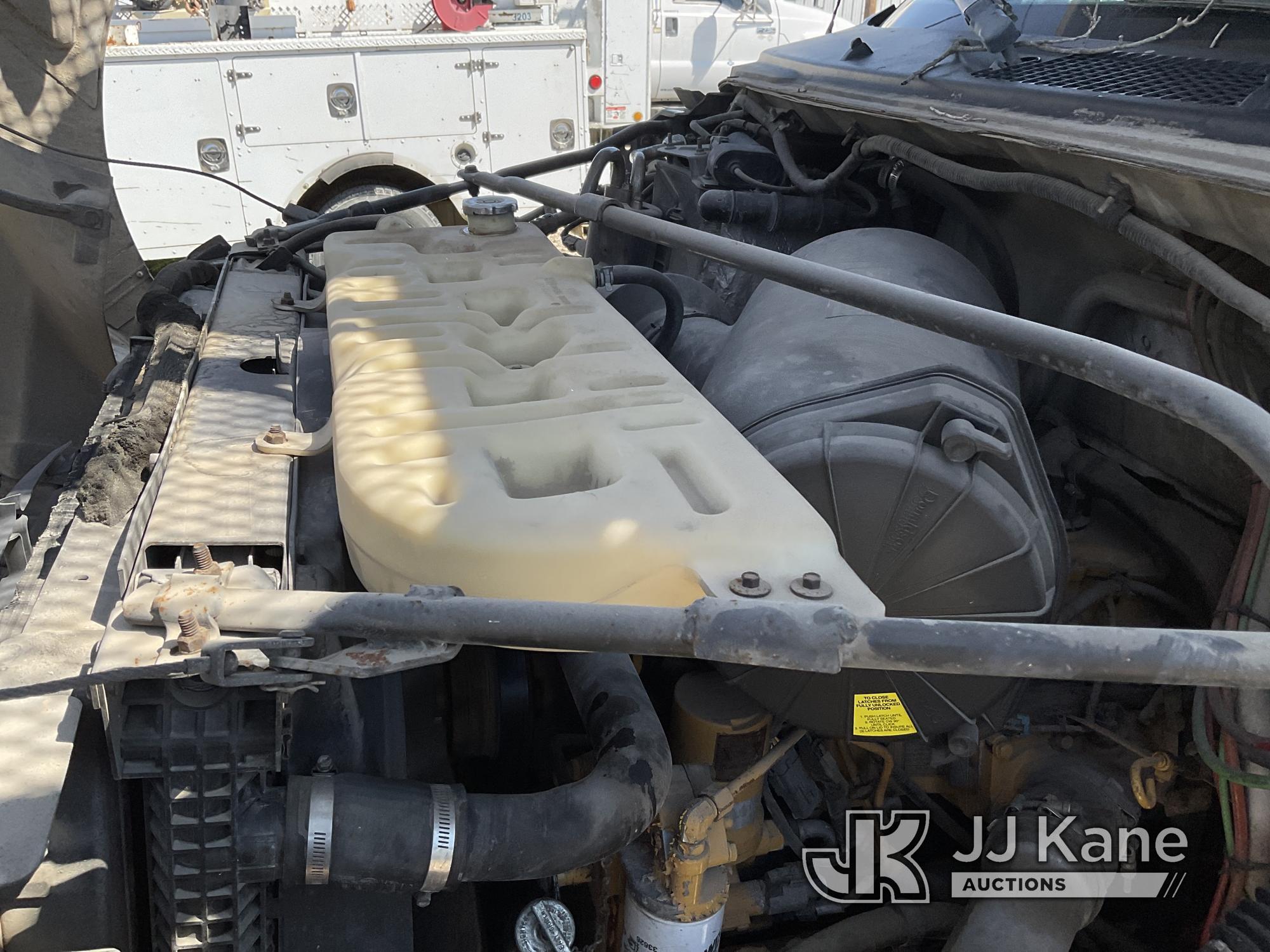 (San Antonio, TX) Terex/Telelect HiRanger 5FC-55, Bucket Truck mounted behind cab on 2002 Ford F750