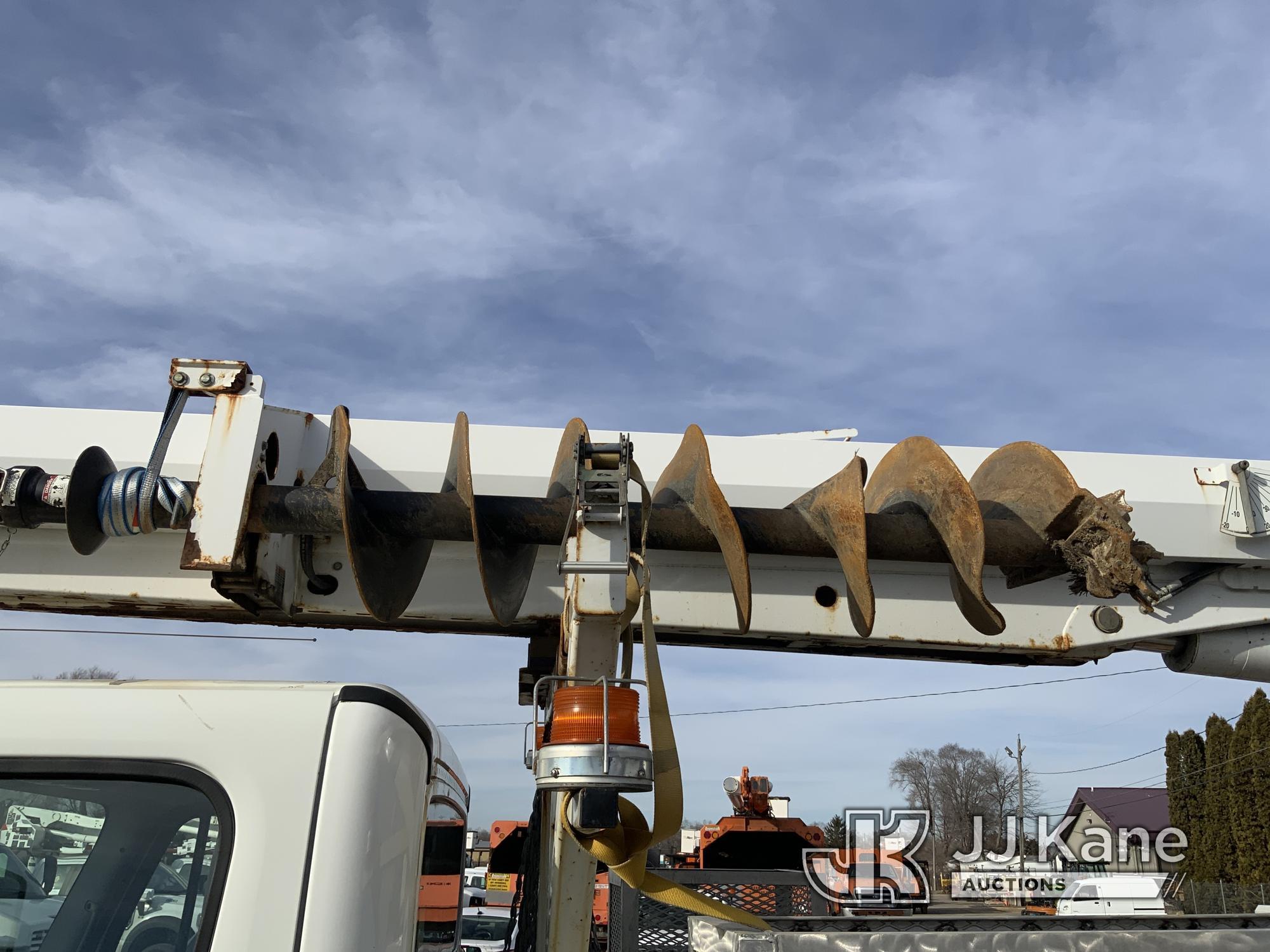 (South Beloit, IL) Altec DC47-TR, Digger Derrick mounted on 2016 Freightliner M2 106 Utility Truck R