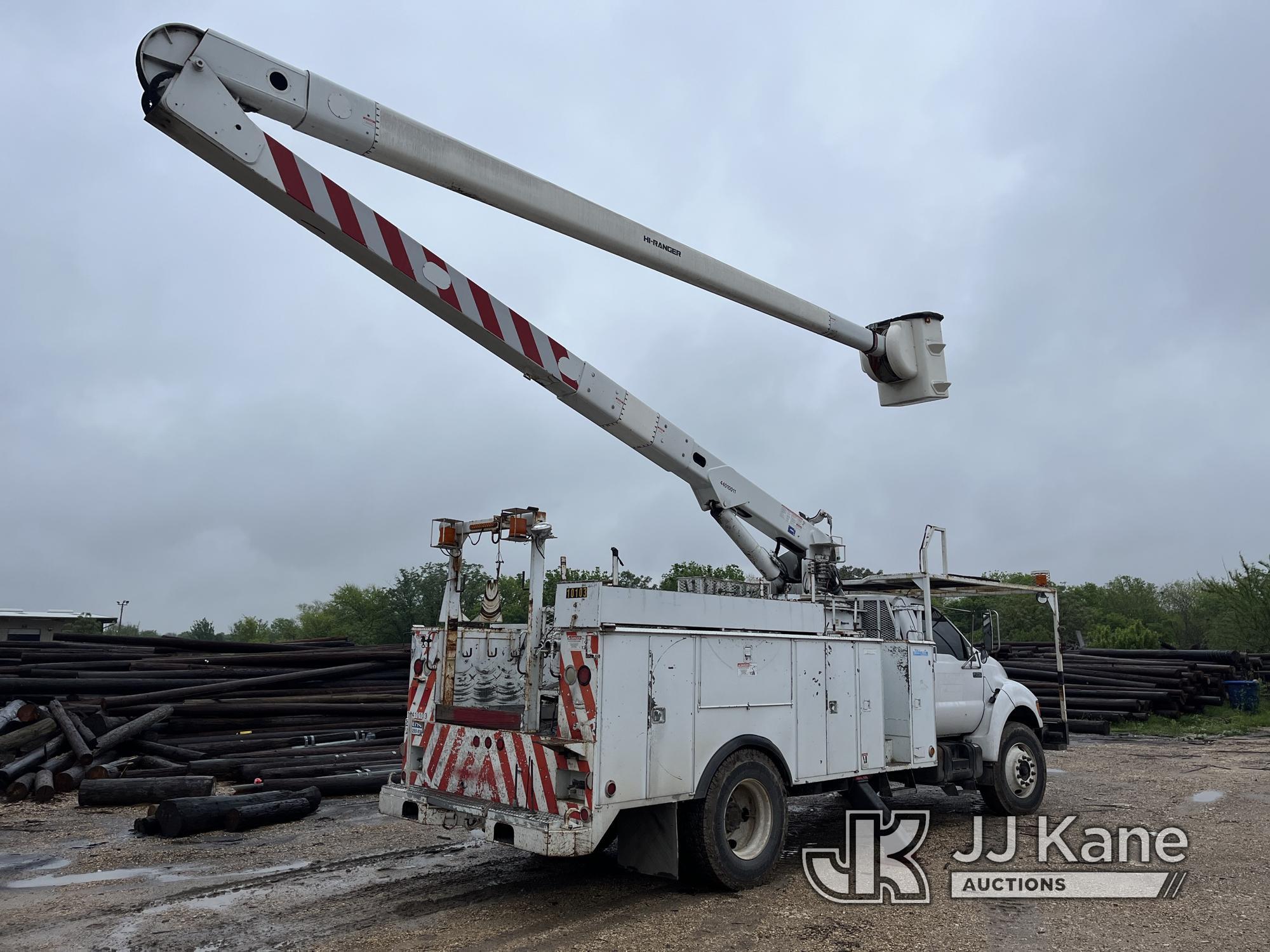 (San Antonio, TX) Terex/Telelect HiRanger 5FC-55, Bucket Truck mounted behind cab on 2003 Ford F750