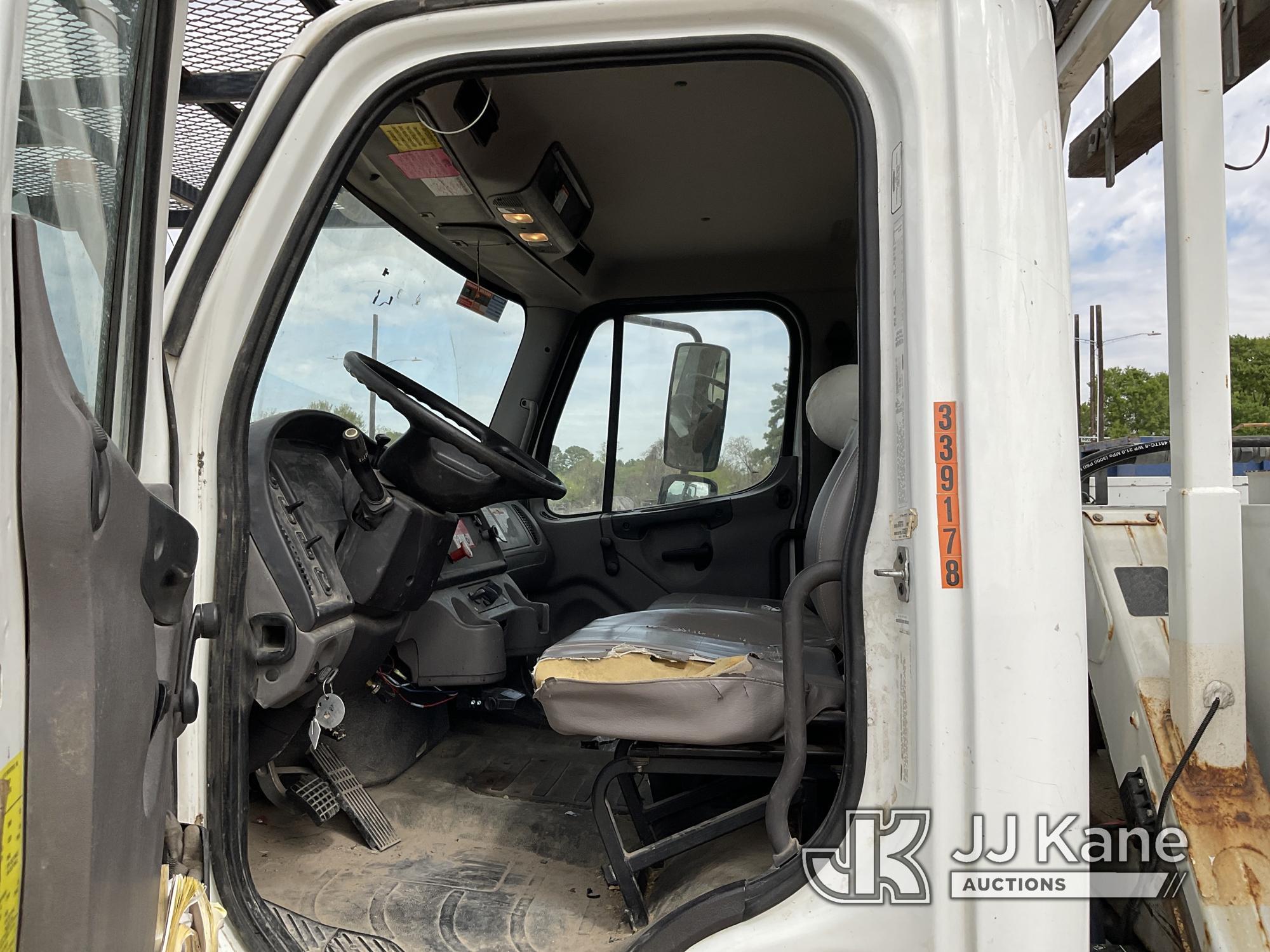 (Cypress, TX) Altec AA55-MH, Material Handling Bucket Truck rear mounted on 2016 Freightliner M2 106
