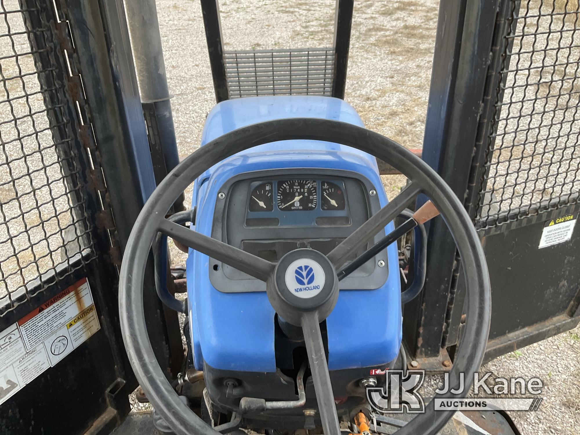 (Oklahoma City, OK) 2005 New Holland TB120 Utility Tractor Runs & Moves) (Jump To Start) (Per Seller