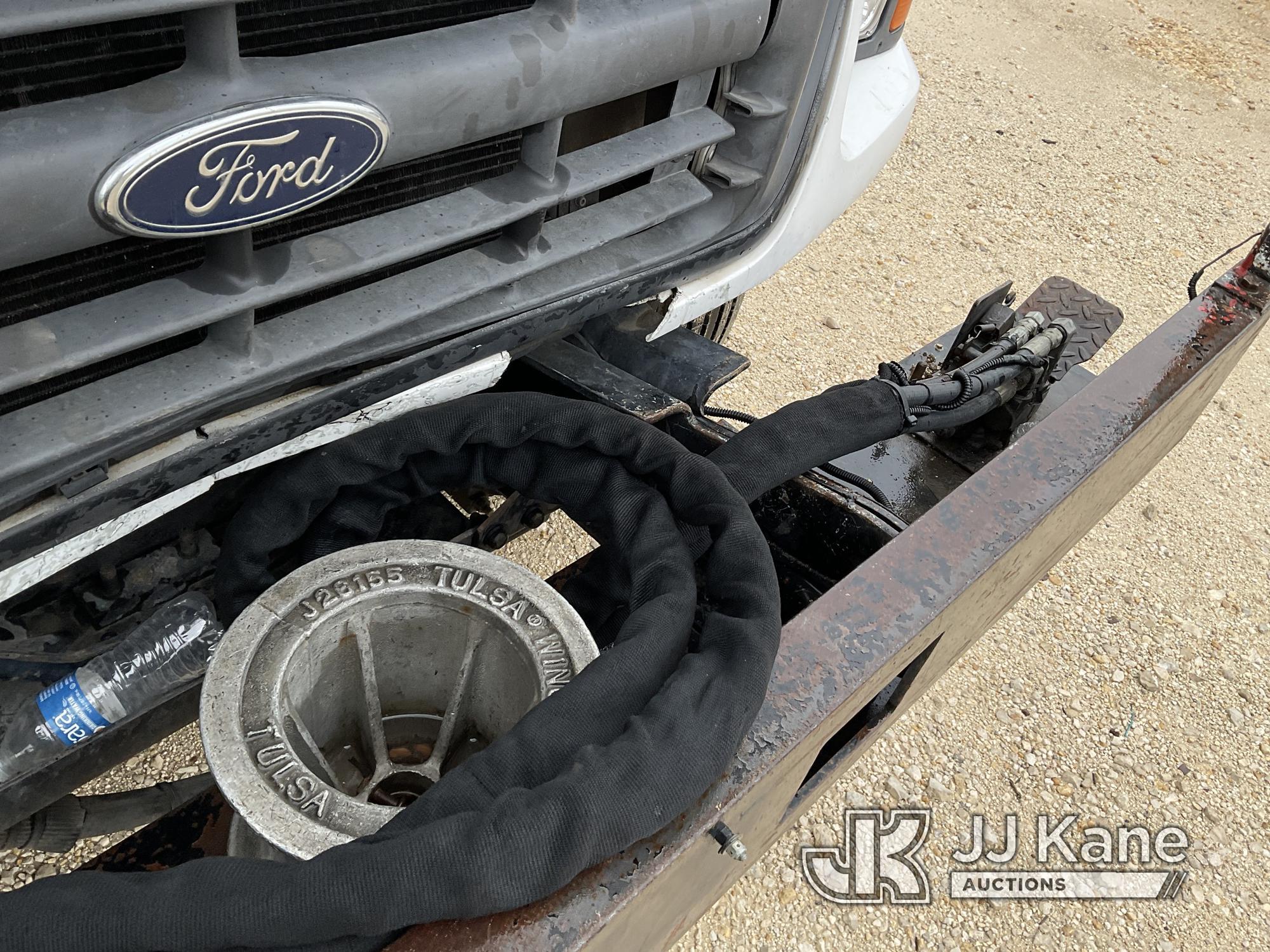 (San Antonio, TX) Terex/Telelect HiRanger 5FC-55, Bucket Truck mounted behind cab on 2002 Ford F750