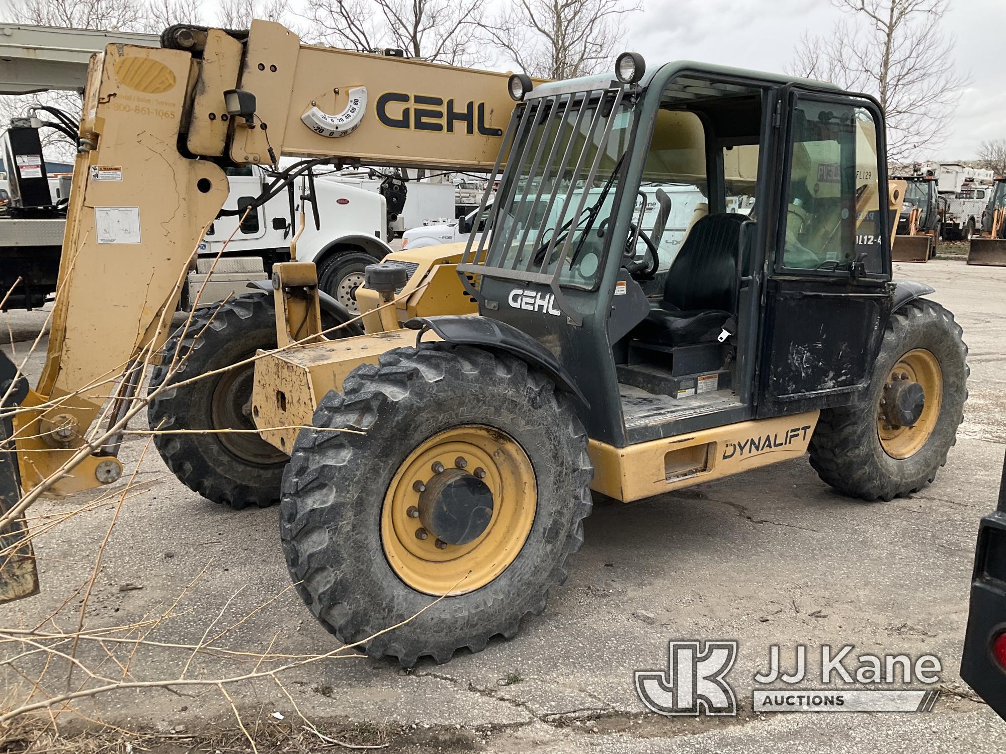 (Kansas City, MO) 2011 Gehl DL1240H Rough Terrain Forklift Runs & Operates) (Does Not Move, Conditio