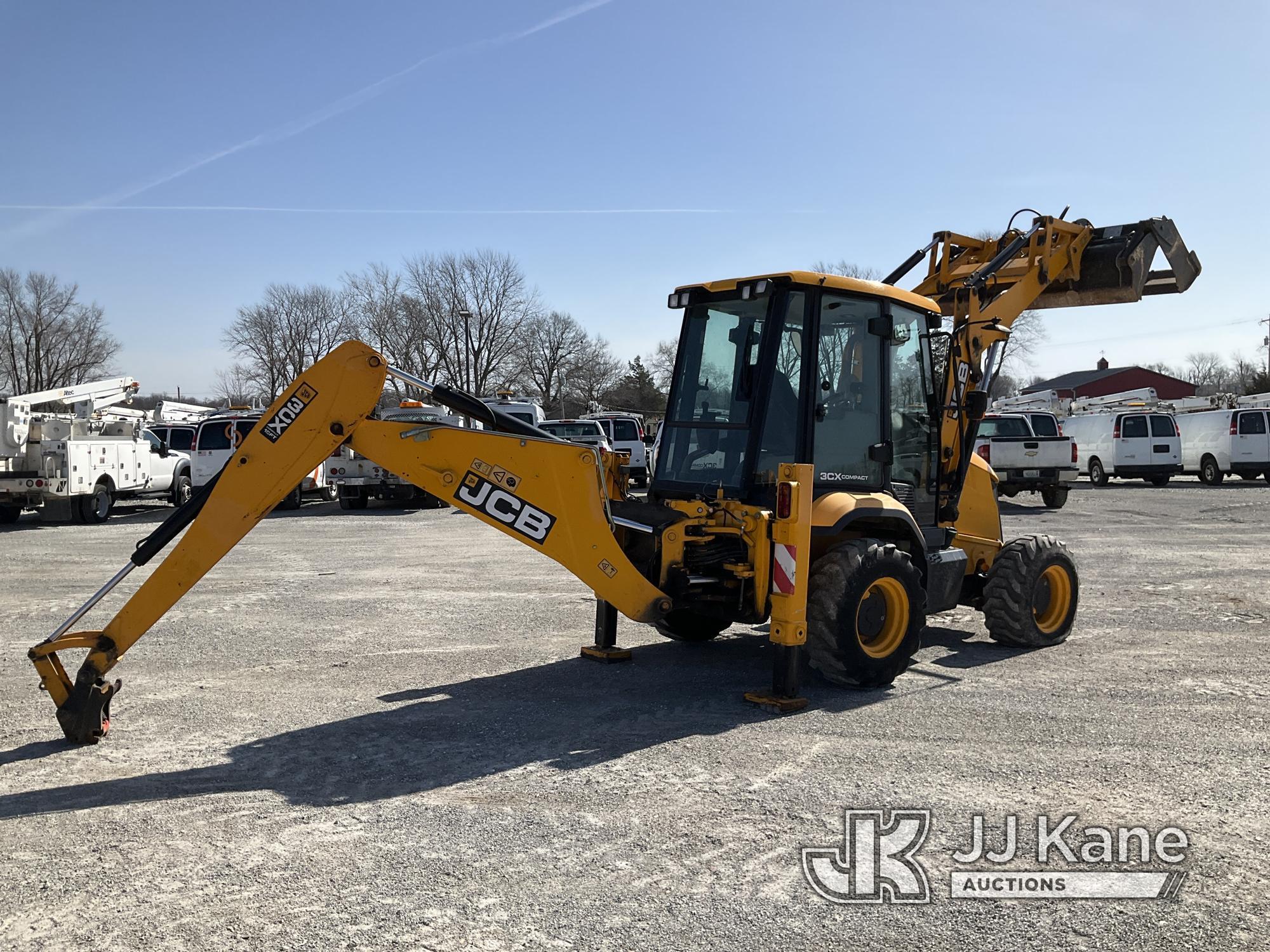 (Hawk Point, MO) JCB 3CX COMPACT Tractor Loader Backhoe Runs, Moves, Operates.