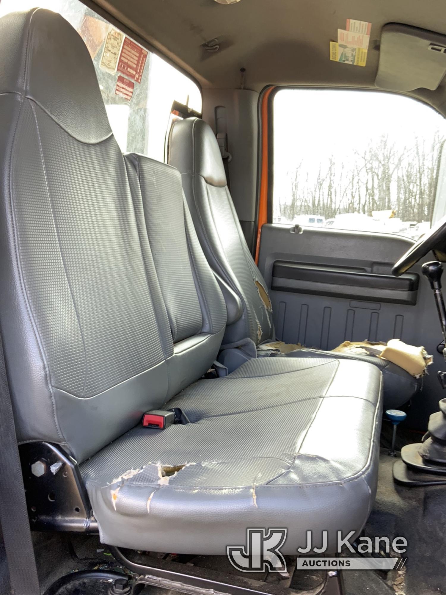 (Neenah, WI) Altec LR760E70, Over-Center Elevator Bucket mounted behind cab on 2013 Ford F750 Chippe