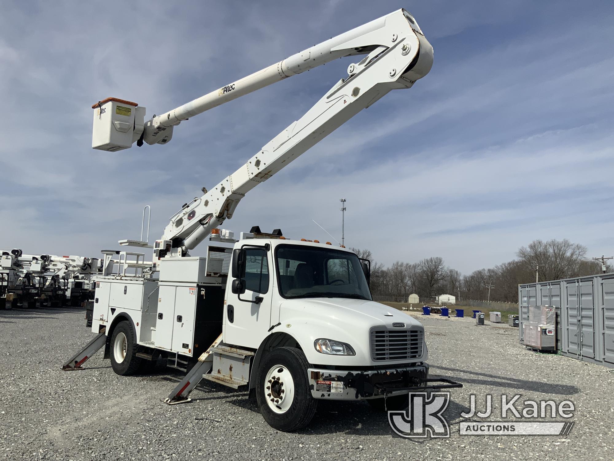 (Hawk Point, MO) Altec AN55E-OC, Material Handling Bucket Truck rear mounted on 2015 Freightliner M2