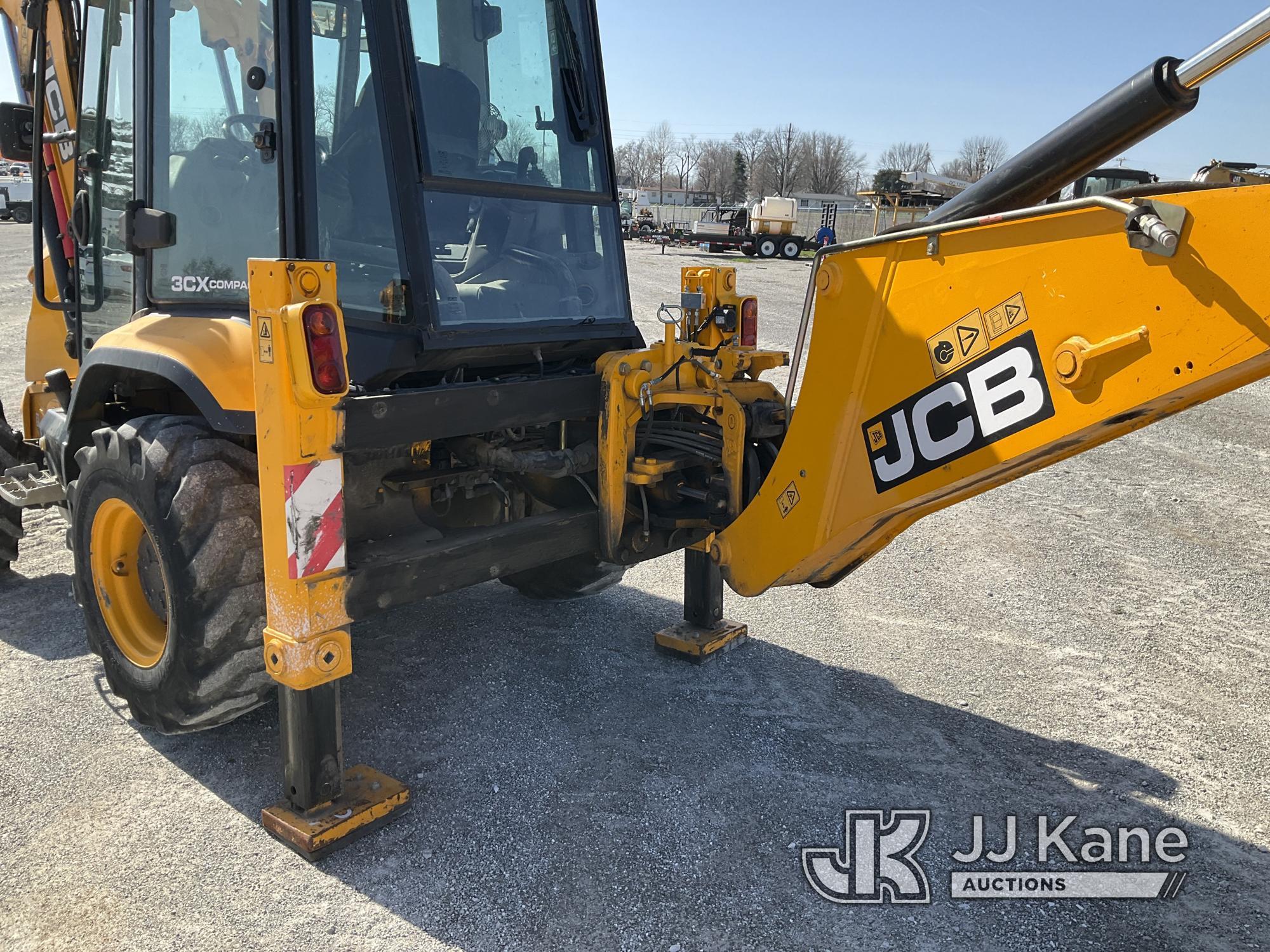 (Hawk Point, MO) JCB 3CX COMPACT Tractor Loader Backhoe Runs, Moves, Operates.