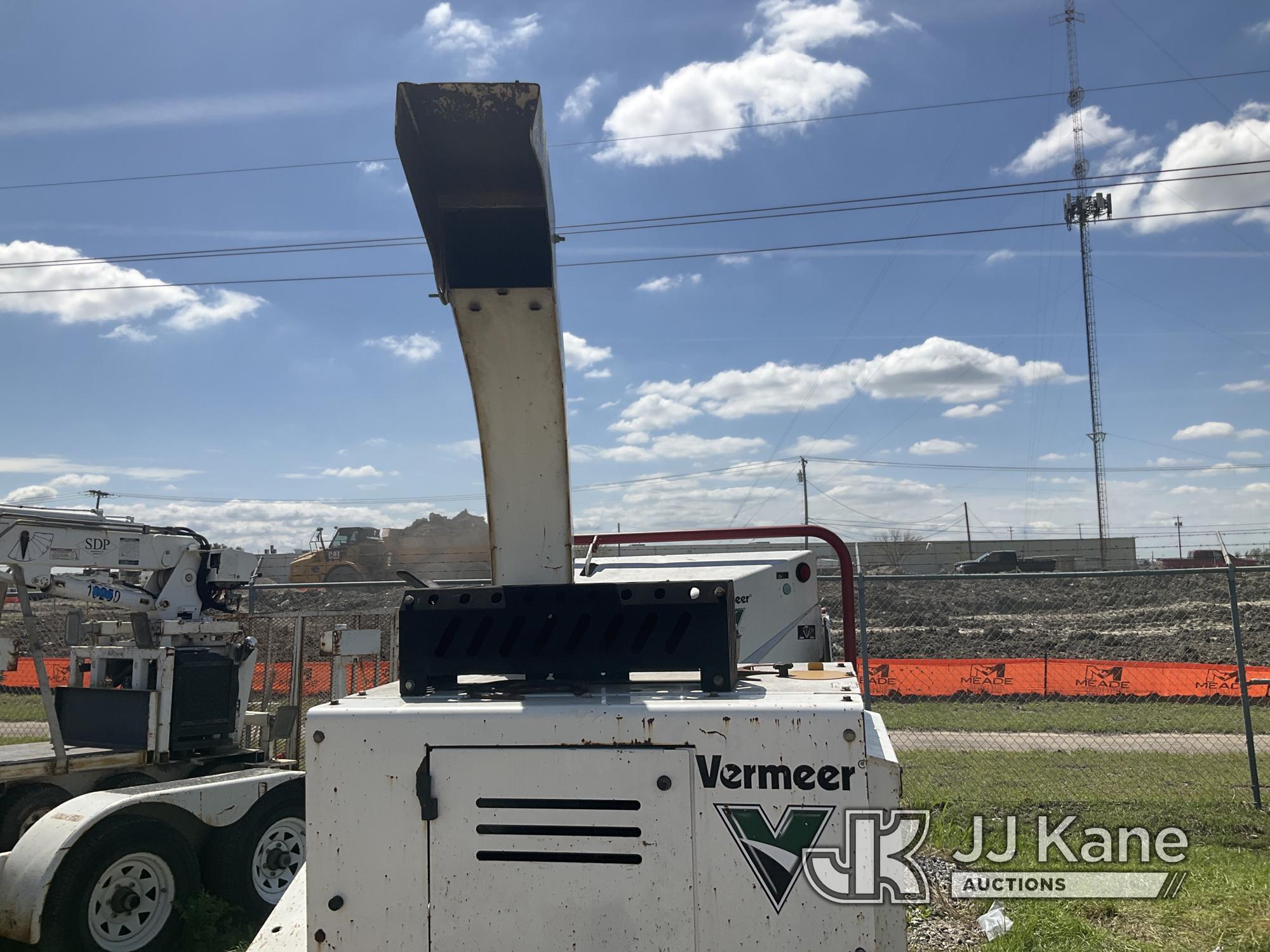 (Waxahachie, TX) 2014 Vermeer BC1000XL Chipper (12in Drum) Not Running, Condition Unknown) (Seller S