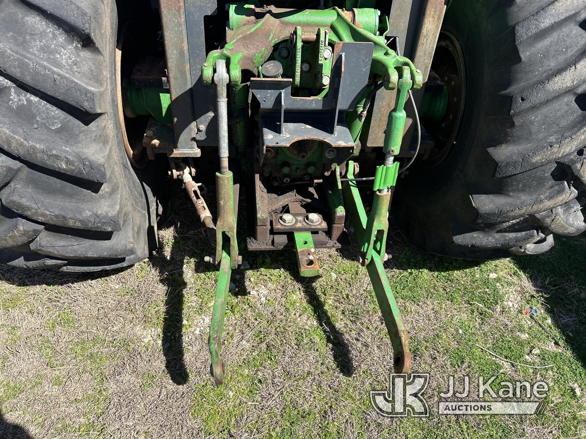 (Waxahachie, TX) 2013 John Deere 5100M Tractor Loader Not Running, Condition Unknown, Bad Transmissi