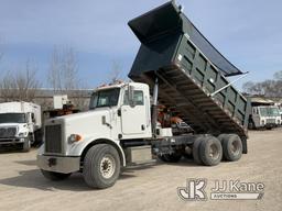 (Des Moines, IA) 2005 Peterbilt 357 T/A Dump Truck Runs, Moves, Operates) (Instrument Cluster Flicke