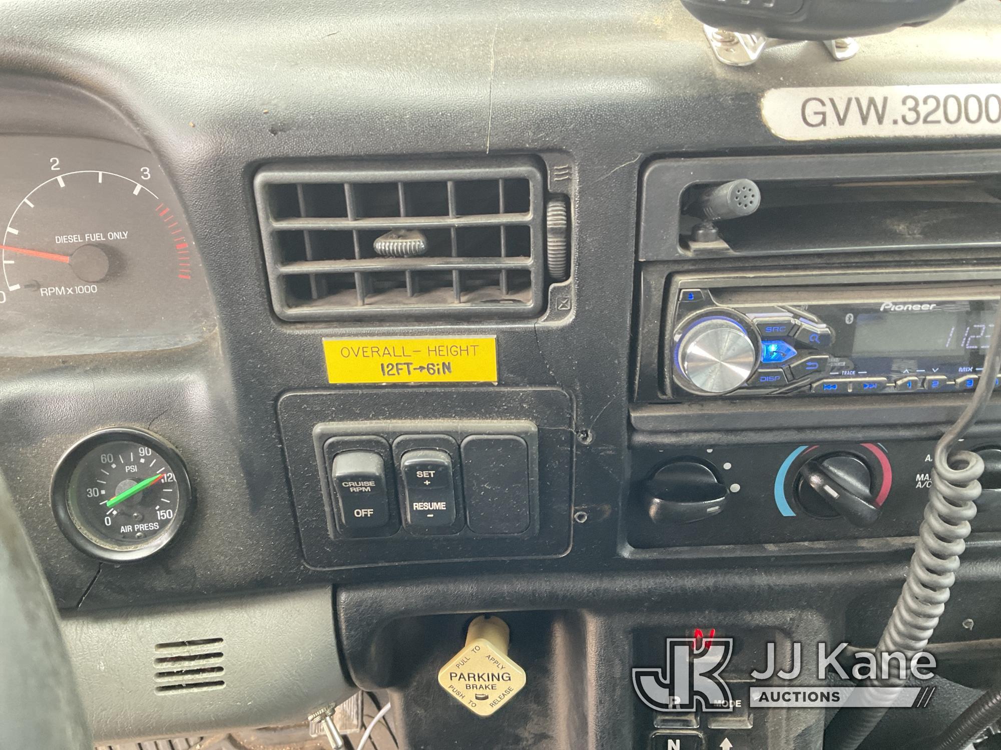 (San Antonio, TX) Terex/Telelect HiRanger 5FC-55, Bucket Truck mounted behind cab on 2002 Ford F750