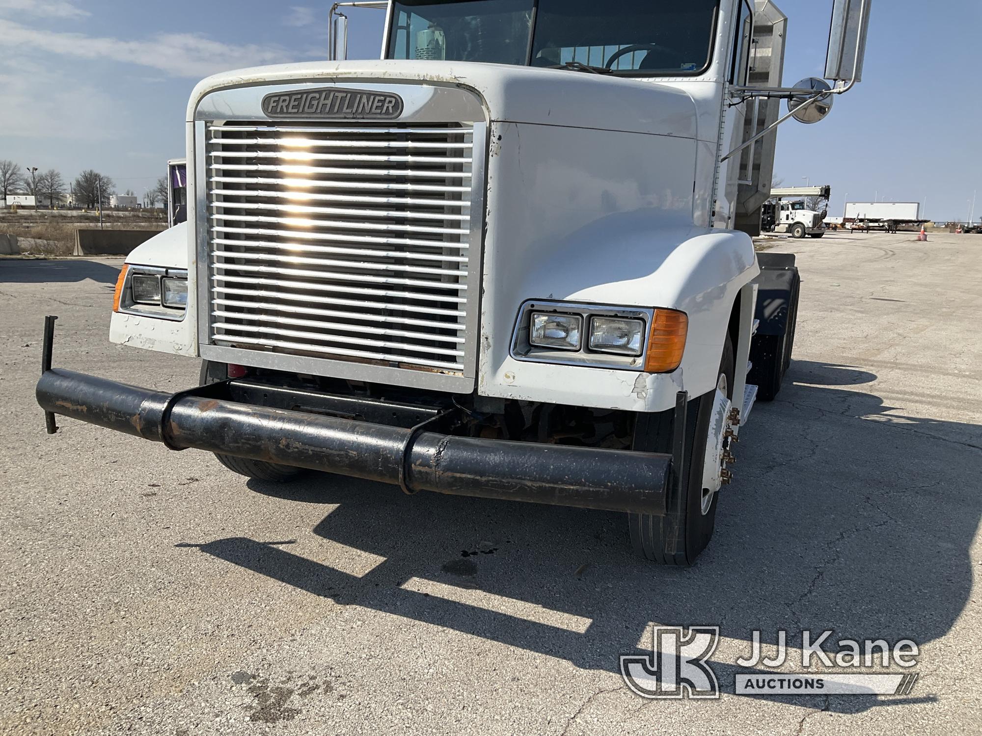 (Kansas City, MO) 2001 Freightliner FLD120 T/A Truck Tractor Runs & Moves