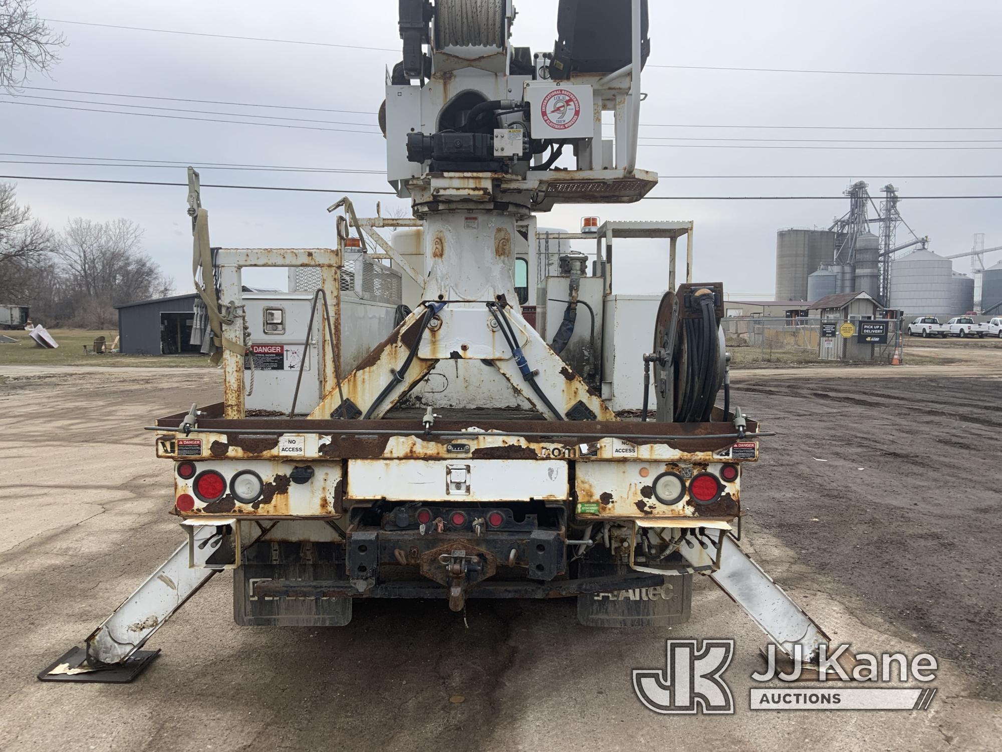 (South Beloit, IL) Altec DC47-TR, Digger Derrick mounted on 2016 Kenworth T300 Utility Truck Runs, M