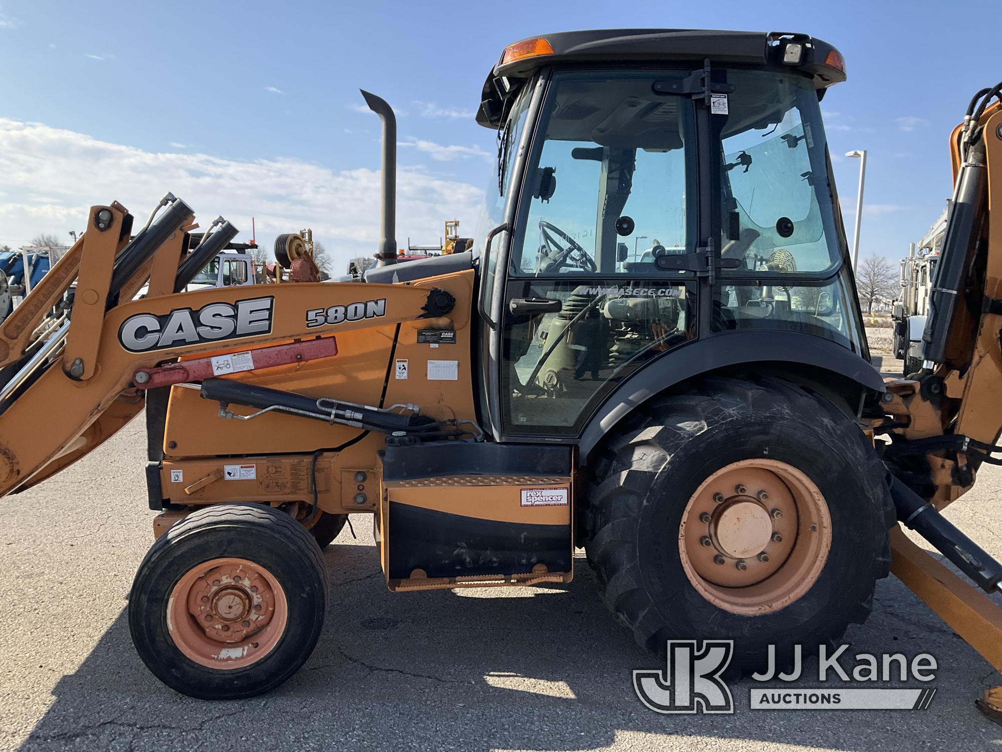 (Kansas City, MO) 2014 Case 580N Tractor Loader Extendahoe Runs & Operates