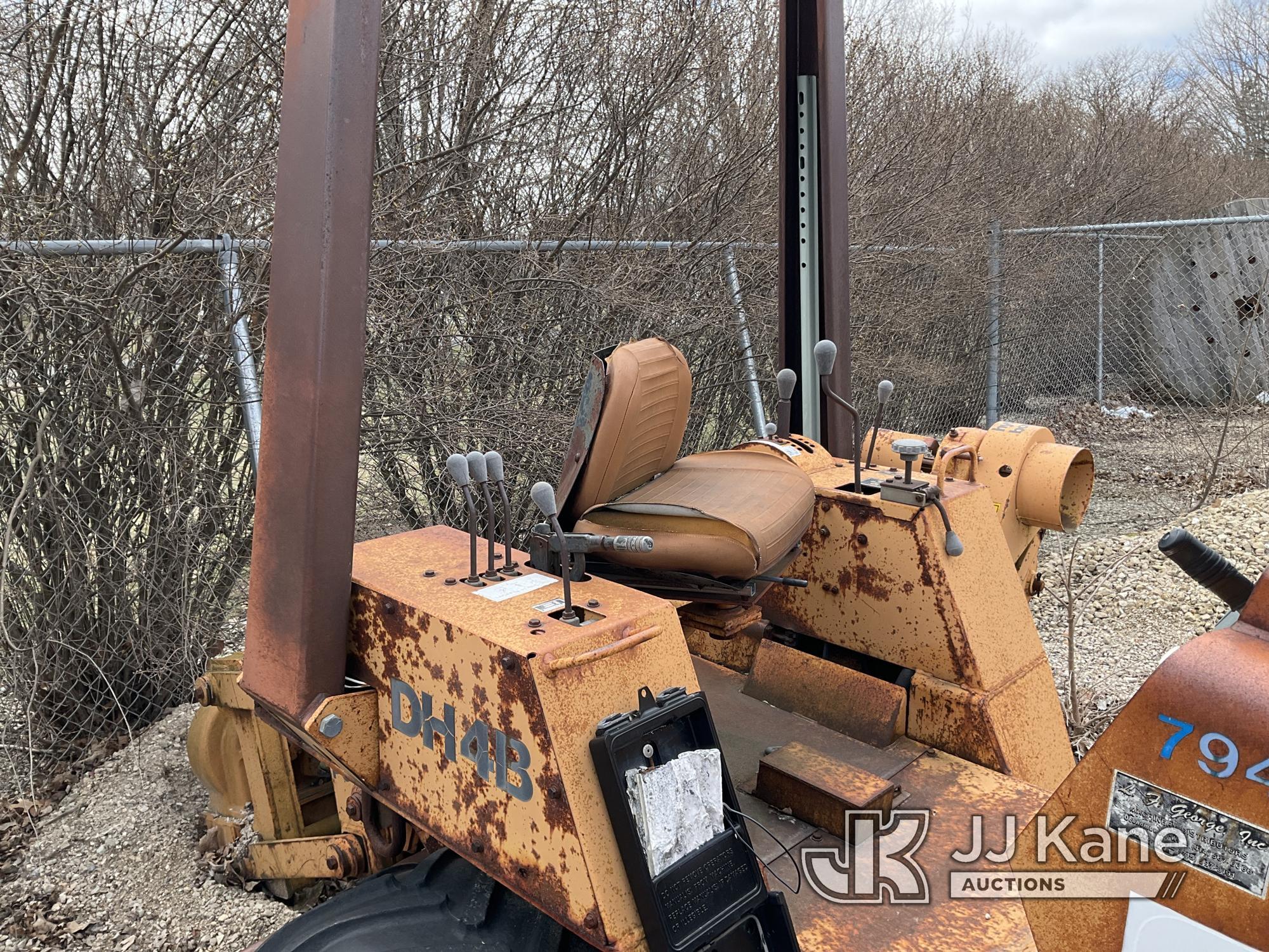 (Sun Prairie, WI) 1984 Case DH4 Rubber Tired Cable Plow No Crank, Does Not Start, Does Not Run, Does