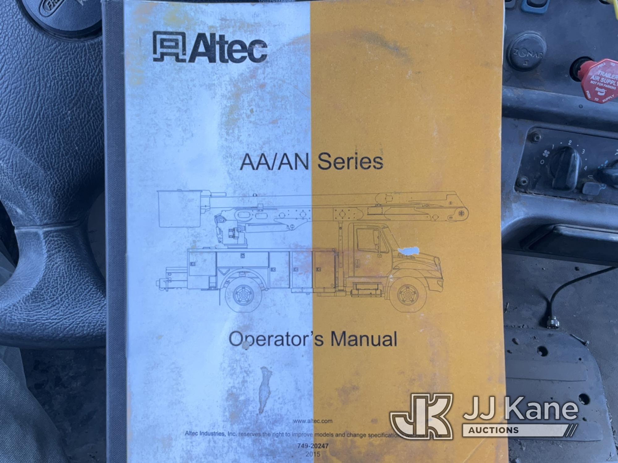 (Des Moines, IA) Altec AA55E, Material Handling Bucket Truck rear mounted on 2016 Freightliner M2 Ut