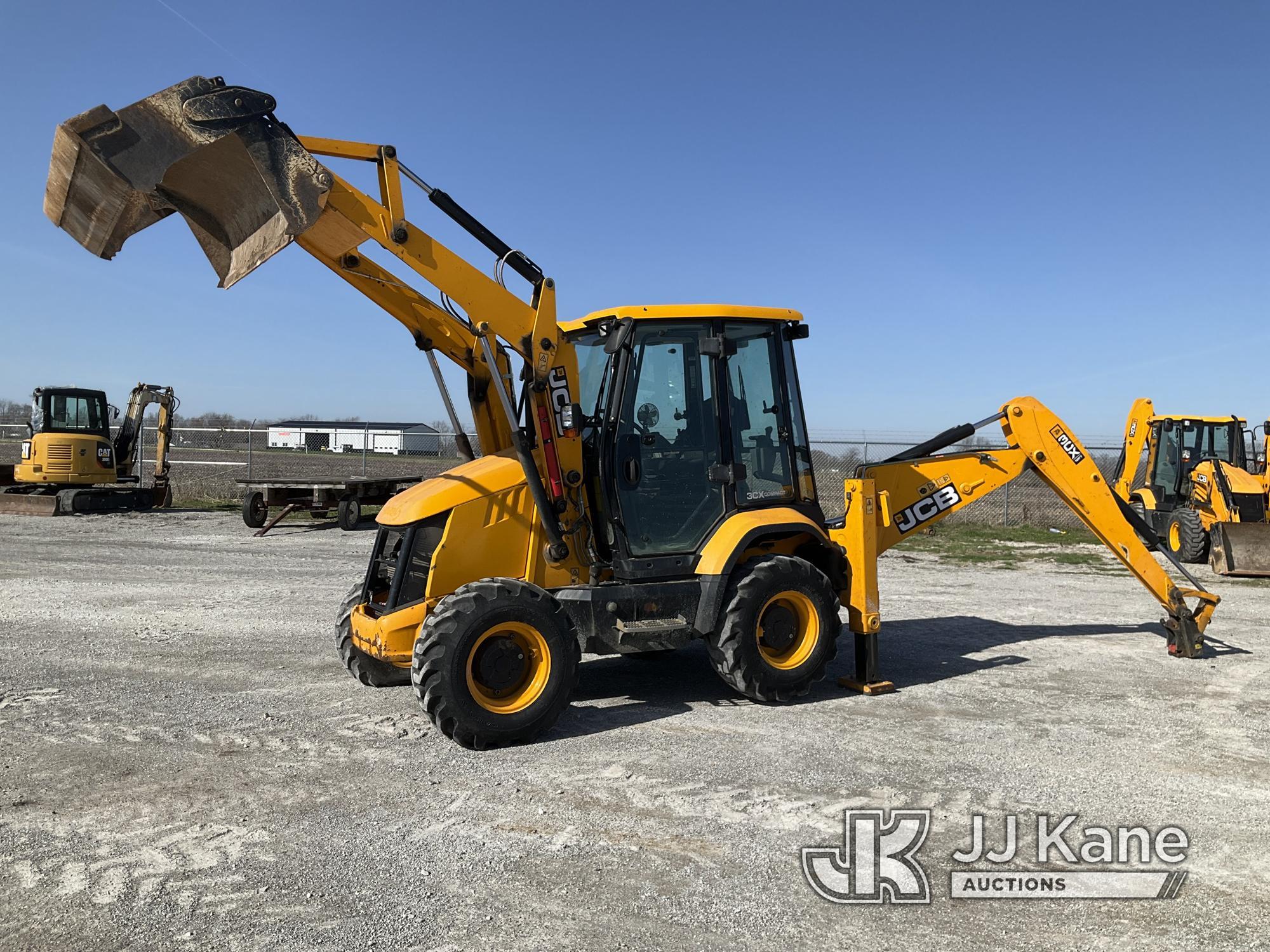 (Hawk Point, MO) JCB 3CX COMPACT Tractor Loader Backhoe Runs, Moves, Operates.