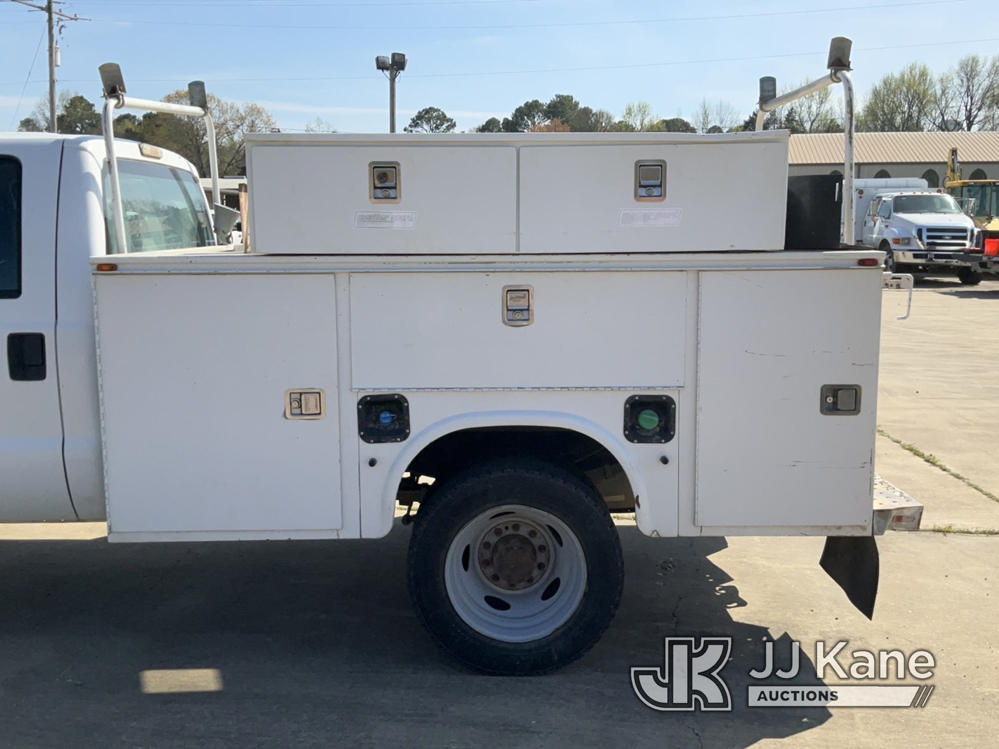 (Conway, AR) 2011 Ford F-450 SD Crew-Cab Service Truck Runs & Moves) (Jump To Start, Idles Rough, Re