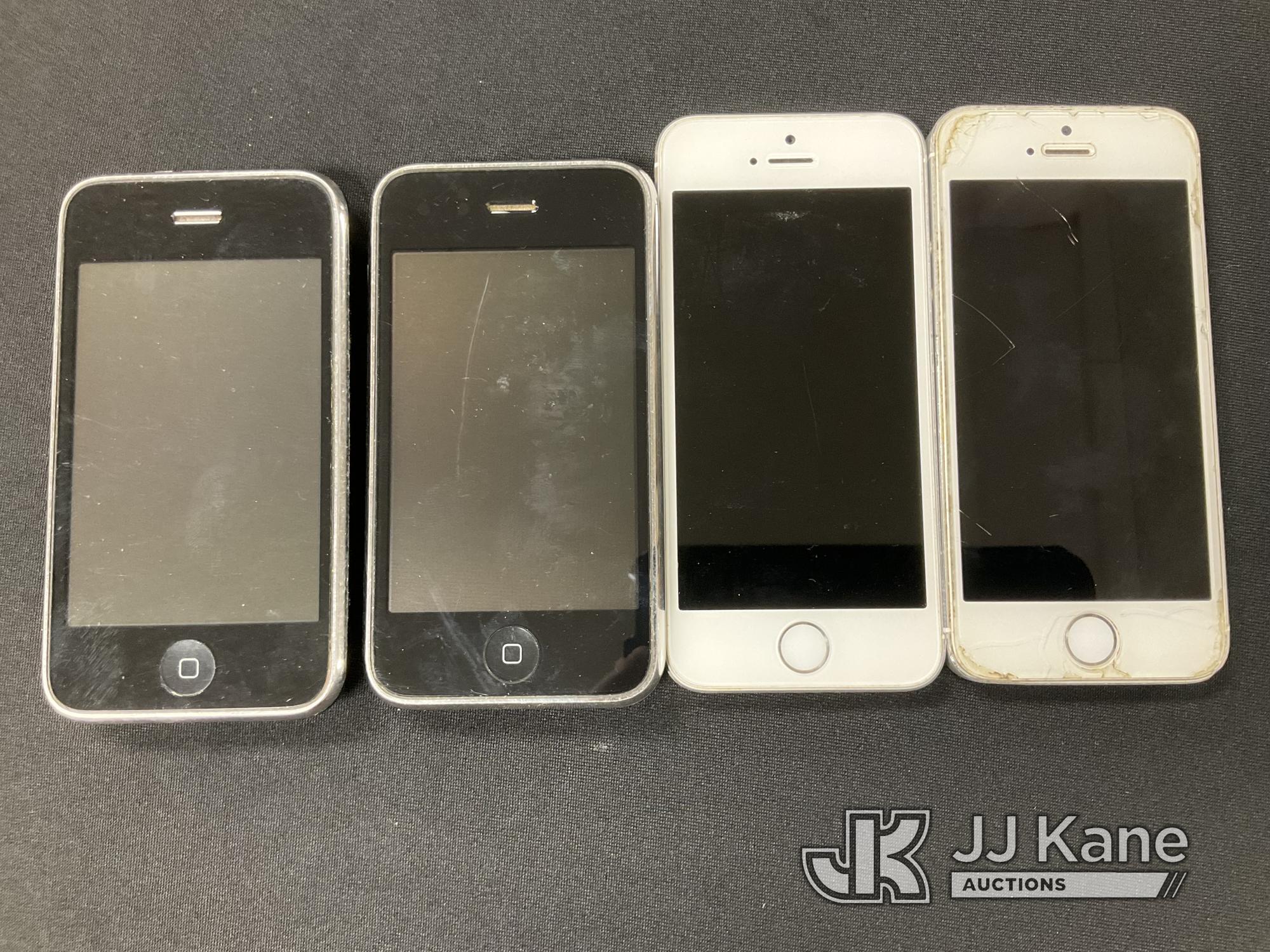 (Jurupa Valley, CA) 24 Apple iPhones Possibly Locked Used