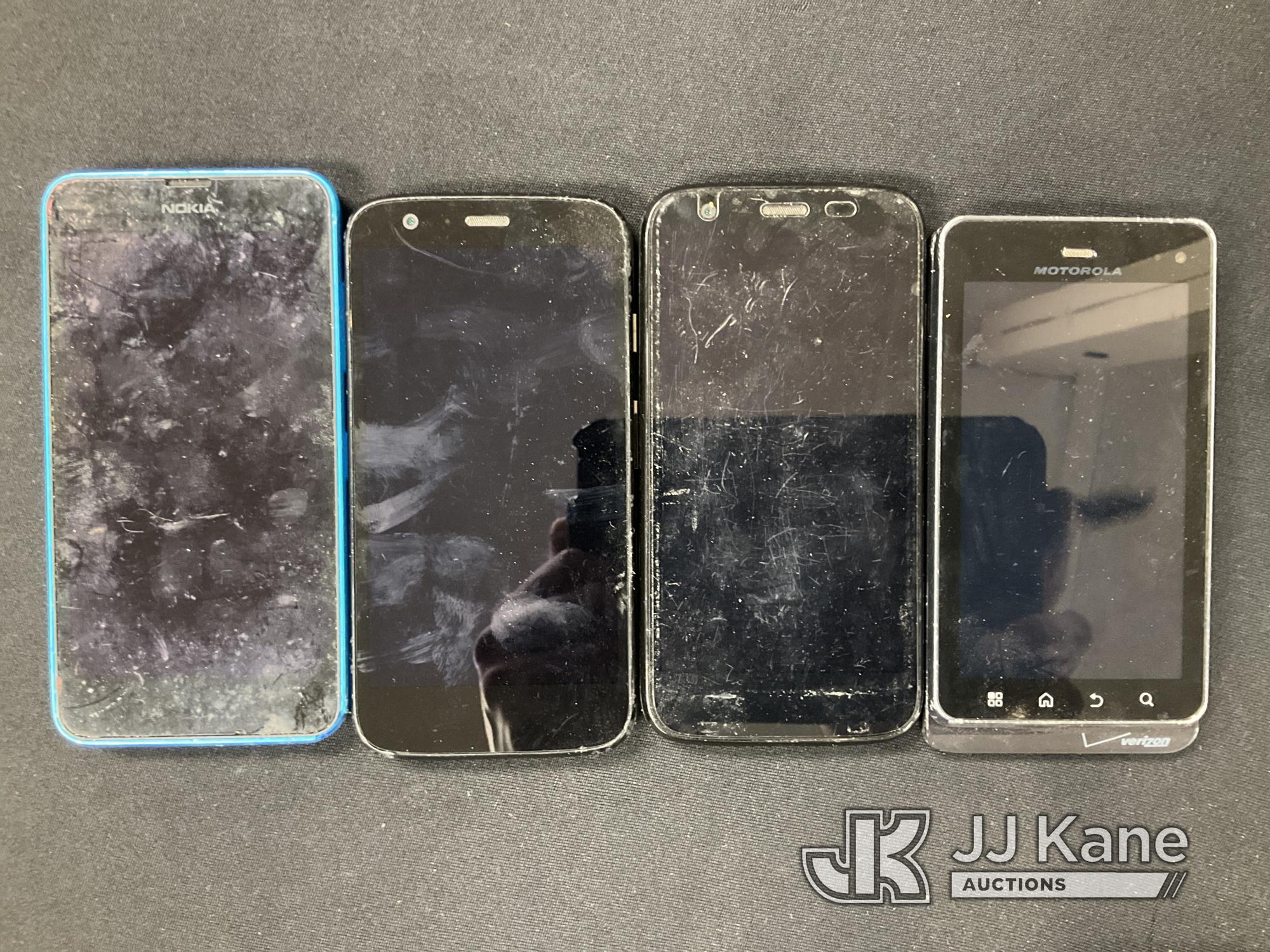 (Jurupa Valley, CA) 24 Cell Phones Used