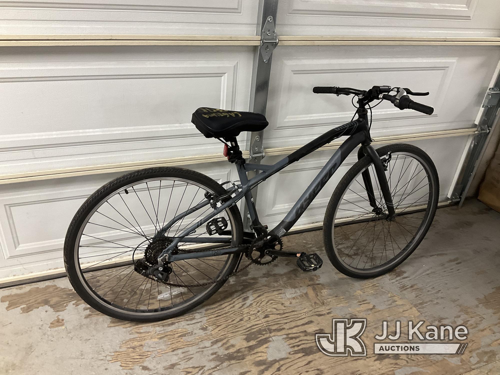 (Jurupa Valley, CA) Hyper Bike (Used) NOTE: This unit is being sold AS IS/WHERE IS via Timed Auction