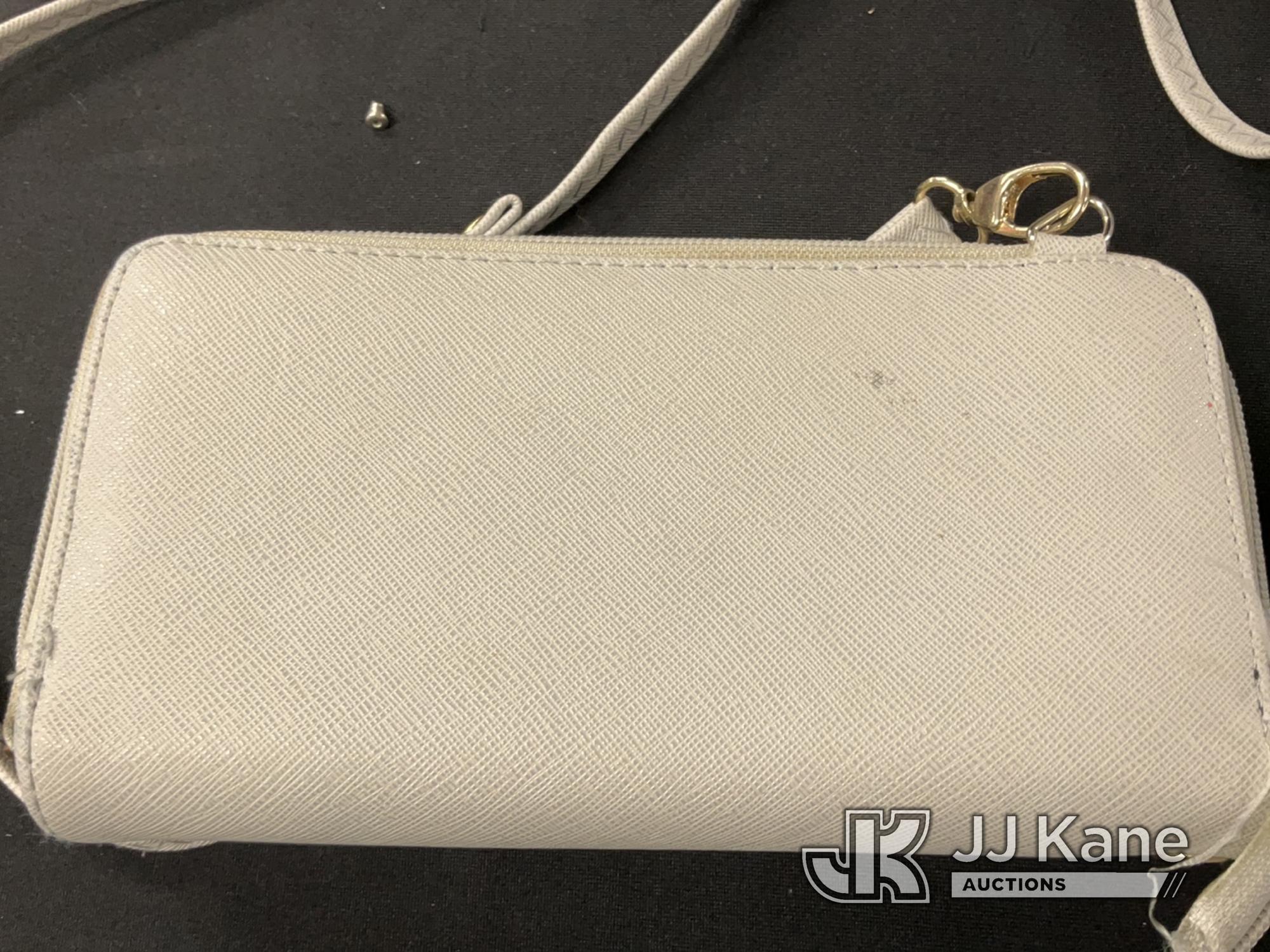 (Jurupa Valley, CA) Purses Used