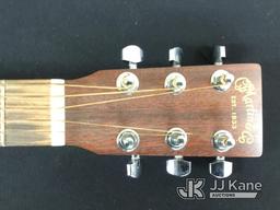 (Jurupa Valley, CA) Martin & Co. | Little Martin guitar | hard shell case (Used ) NOTE: This unit is