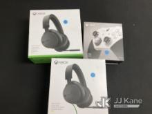 (Jurupa Valley, CA) 2 Headphones New