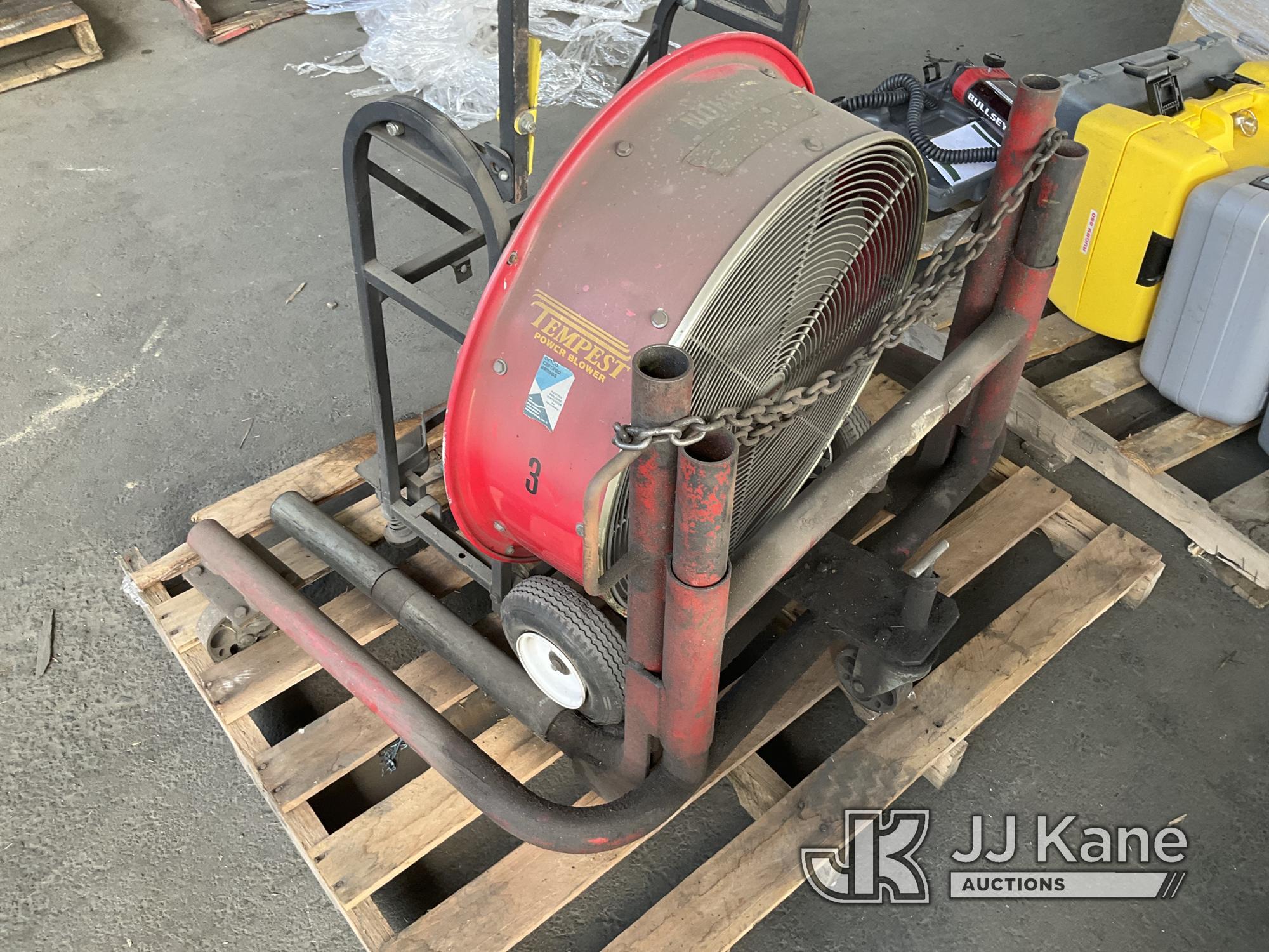 (Jurupa Valley, CA) Tempest Power Blower / Fan (Used) NOTE: This unit is being sold AS IS/WHERE IS v