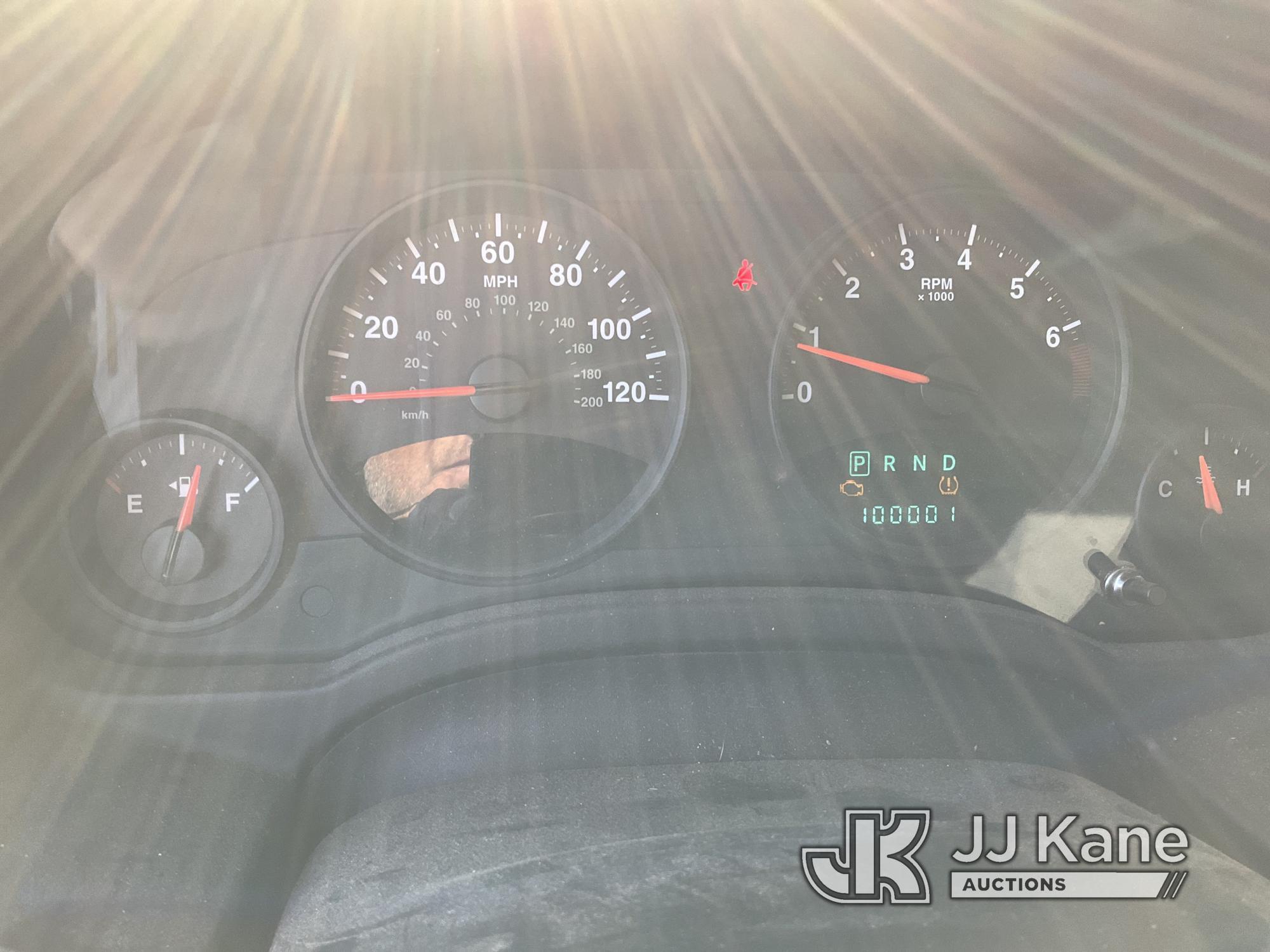 (Bellport, NY) 2010 Jeep Patriot 4x4 4-Door Sport Utility Vehicle Runs & Moves, Engine Light On, Bod