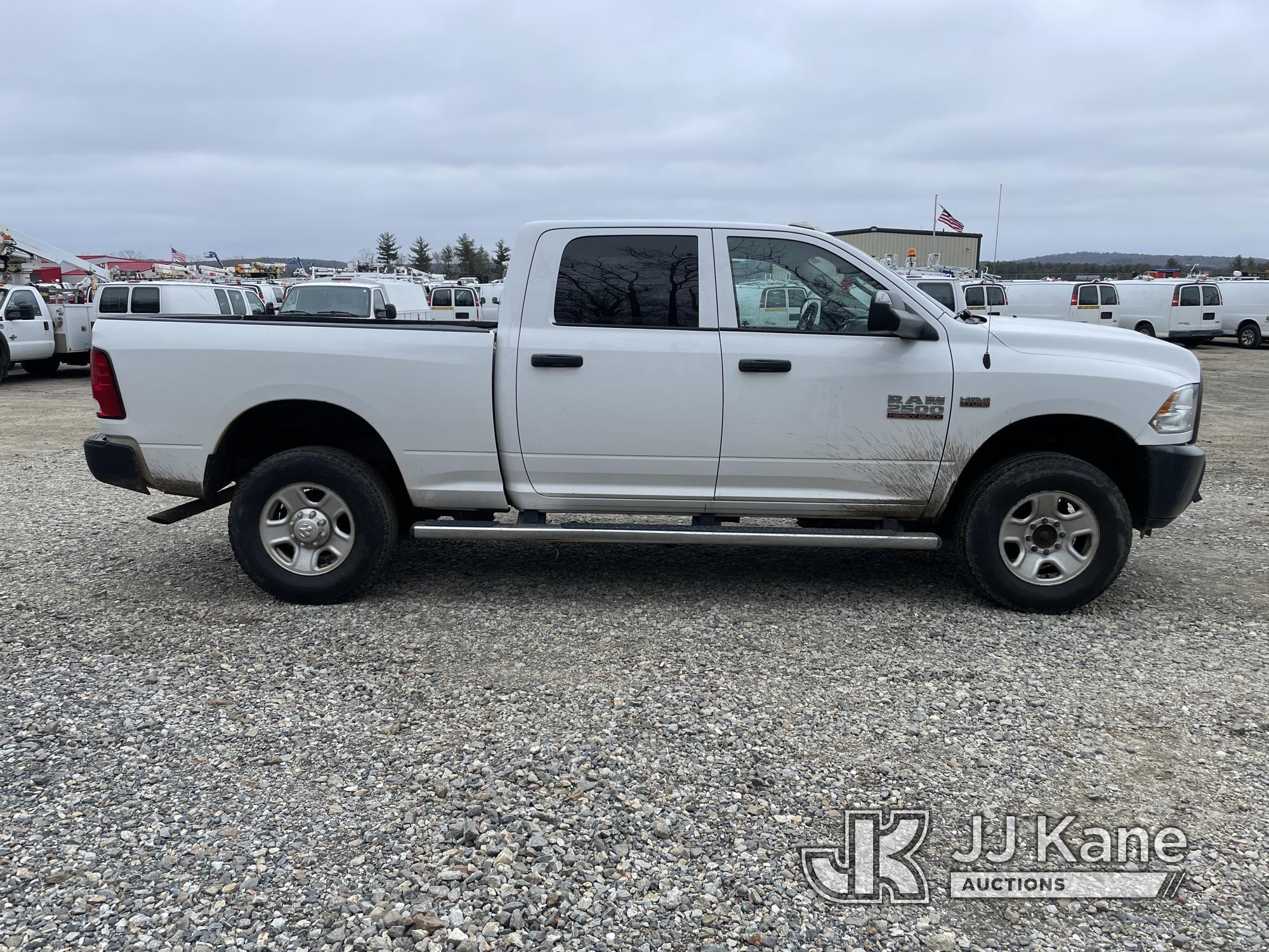 (Shrewsbury, MA) 2016 RAM 2500 4x4 Crew-Cab Pickup Truck Runs & Moves) (Body & Rust Damage