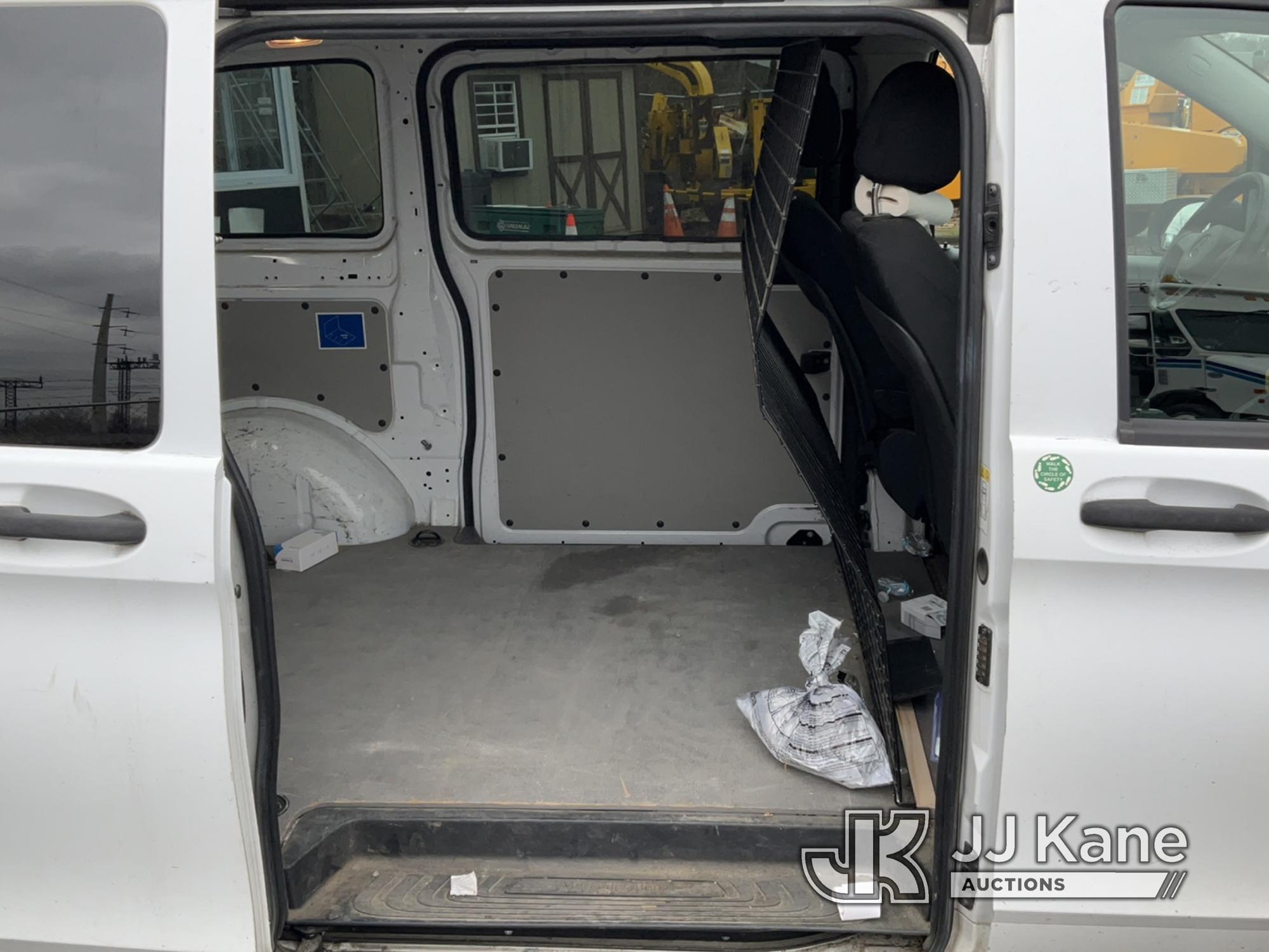 (Plymouth Meeting, PA) 2016 Mercedes-Benz Metris Cargo Window Van Runs & Moves, Body & Rust Damage,