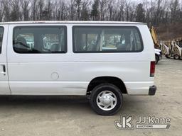 (Shrewsbury, MA) 2007 Ford E350 Passenger Van Runs & Moves) (Rust Damage