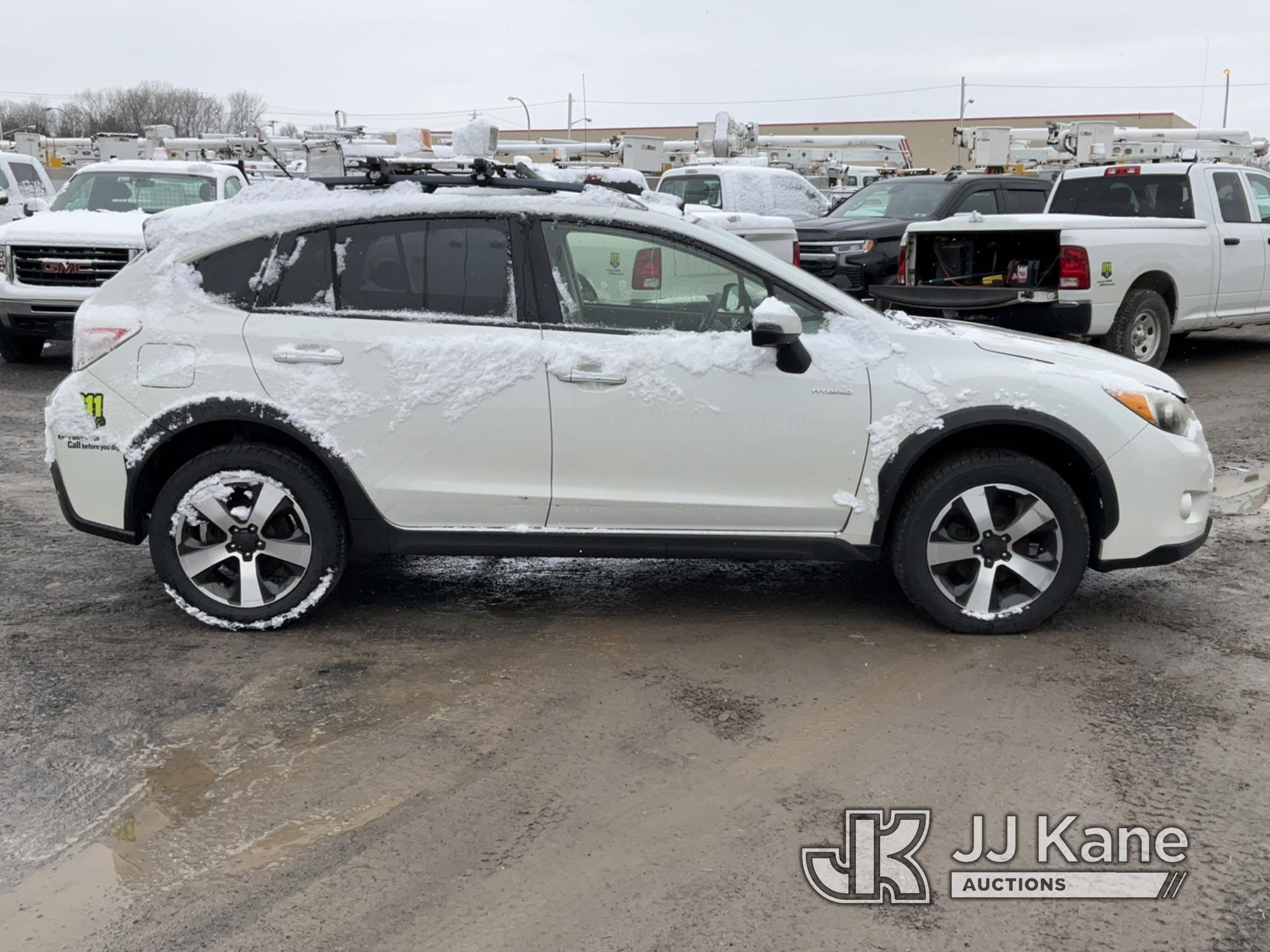 (Rome, NY) 2015 Subaru XV Crosstrek AWD 4-Door Hybrid Sport Utility Vehicle Runs & Moves, Body & Rus