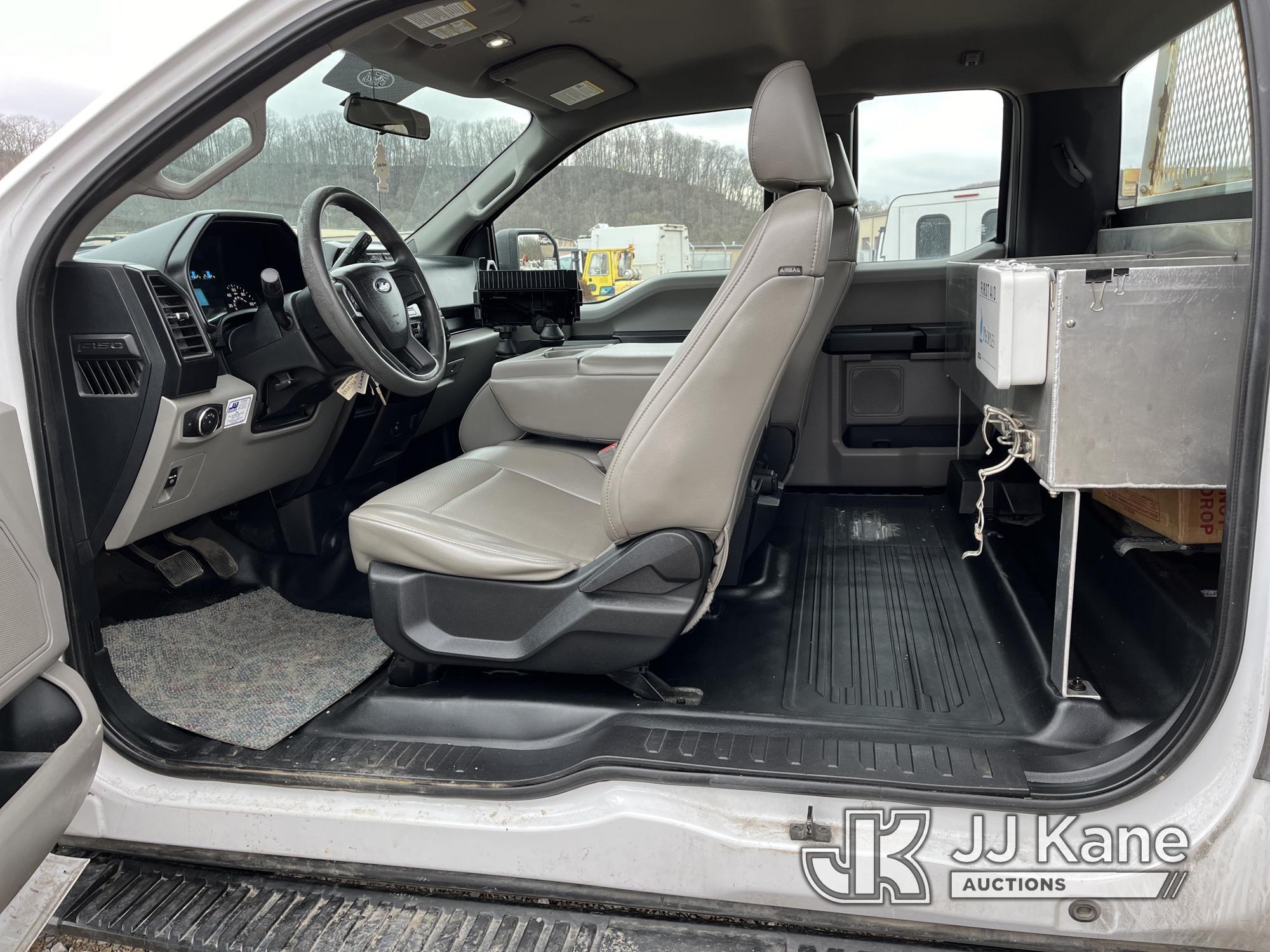 (Smock, PA) 2017 Ford F150 4x4 Extended-Cab Pickup Truck Runs & Moves, Rust Damage