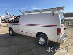 (Munroe Falls, OH) 2012 Ford E350 Cargo Van Runs & Moves) (Rust Damage