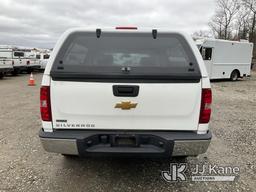 (Shrewsbury, MA) 2011 Chevrolet Silverado 1500 4x4 Extended-Cab Pickup Truck Runs & Moves) (Rust Dam