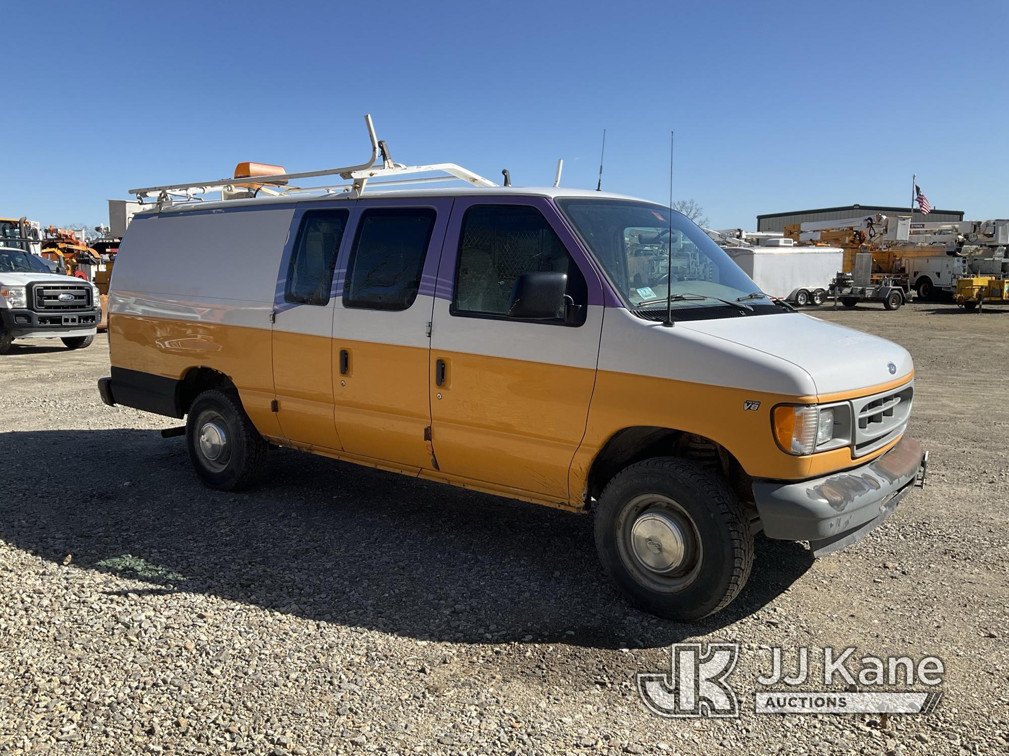 (Shrewsbury, MA) 2002 Ford E250 Cargo Van Runs & Moves) (Rust Damage, Worn Drivers Side Door Handle