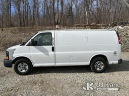 (Shrewsbury, MA) 2010 GMC Savana G2500 Cargo Van Runs & Moves) (Body & Rust Damage