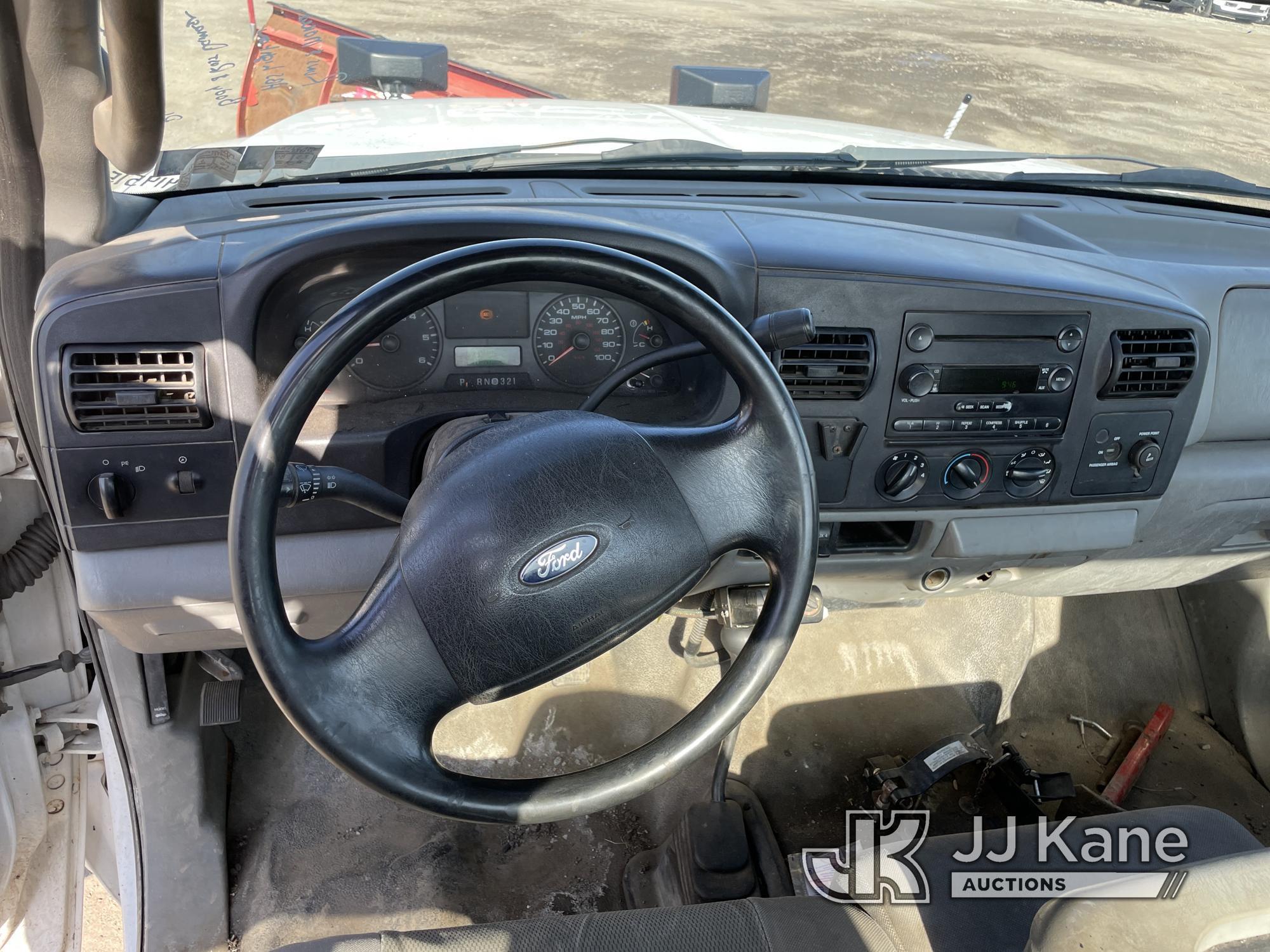 (Plymouth Meeting, PA) 2005 Ford F250 4x4 Pickup Truck Runs & Moves, Abs Light on, Body Rust Damage,