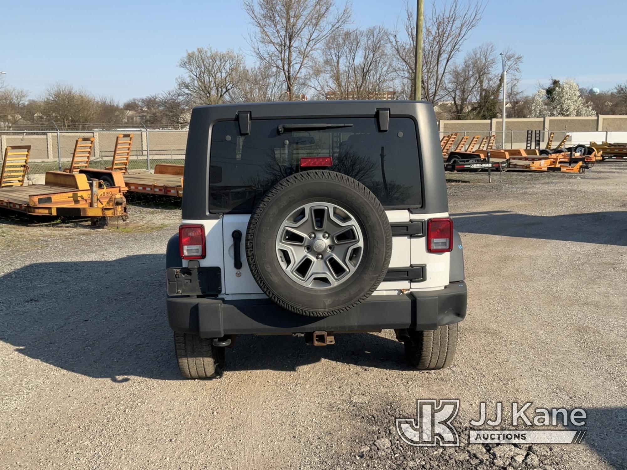 (Plymouth Meeting, PA) 2013 Jeep Wrangler Rubicon 4x4 4-Door Sport Utility Vehicle Runs & Moves, Bod