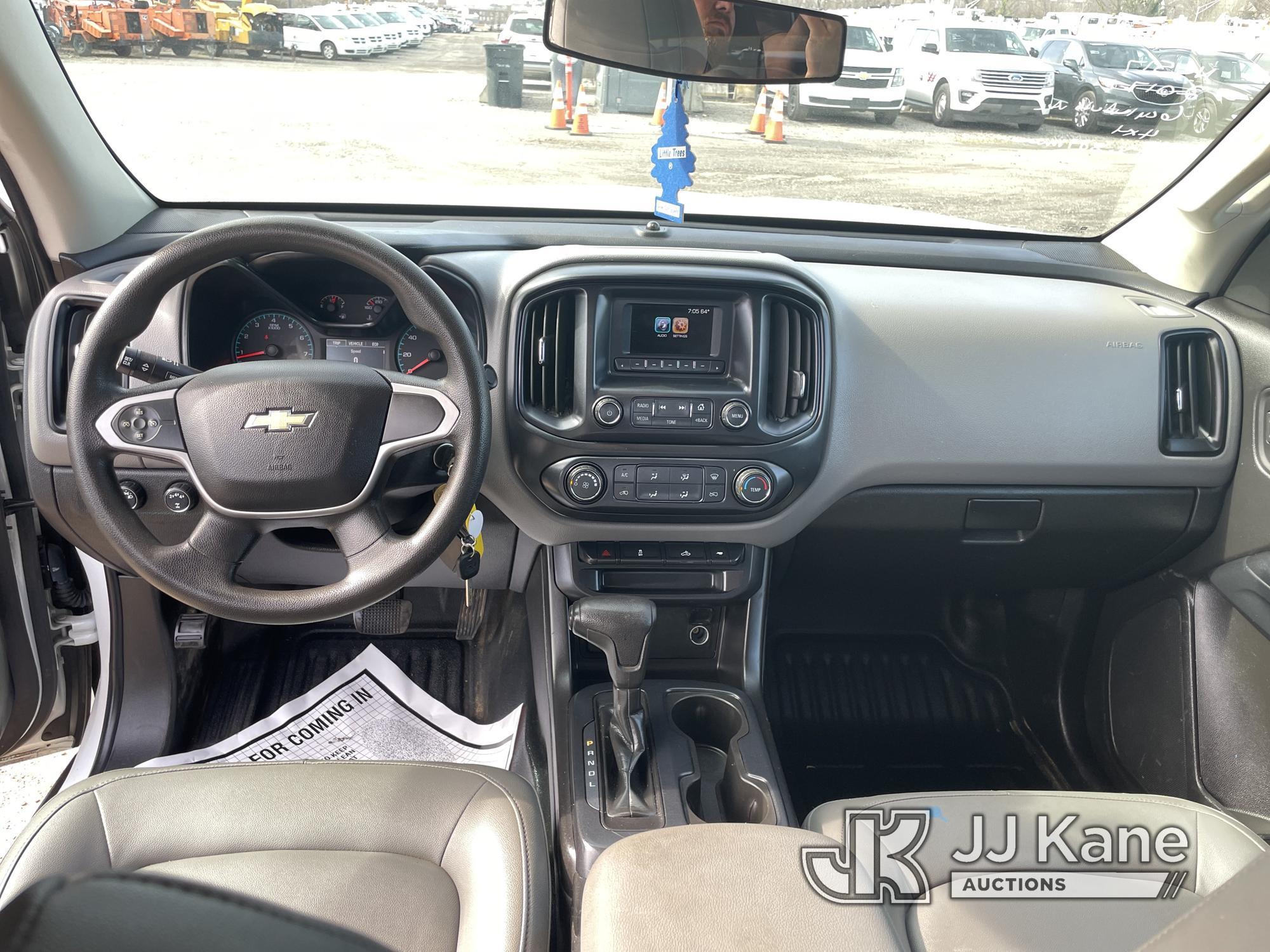 (Plymouth Meeting, PA) 2017 Chevrolet Colorado 4x4 Extended-Cab Pickup Truck Runs & Moves, Body & Ru