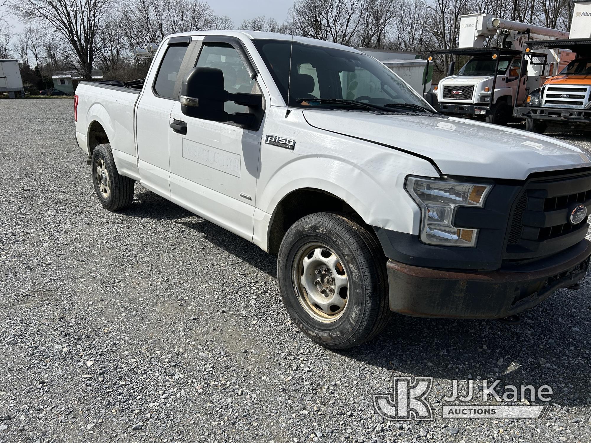 (Hagerstown, MD) 2016 Ford F150 4x4 Extended-Cab Pickup Truck Runs, Flat Tires, Rust & Body Damage,